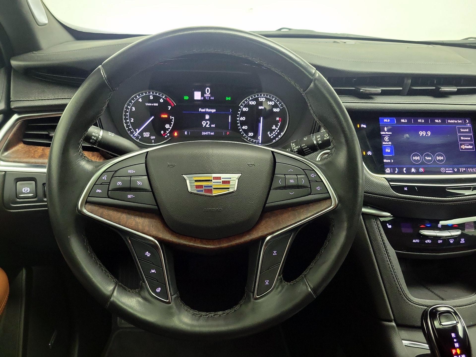 Thumbnail: 2023 Cadillac XT5 - 10