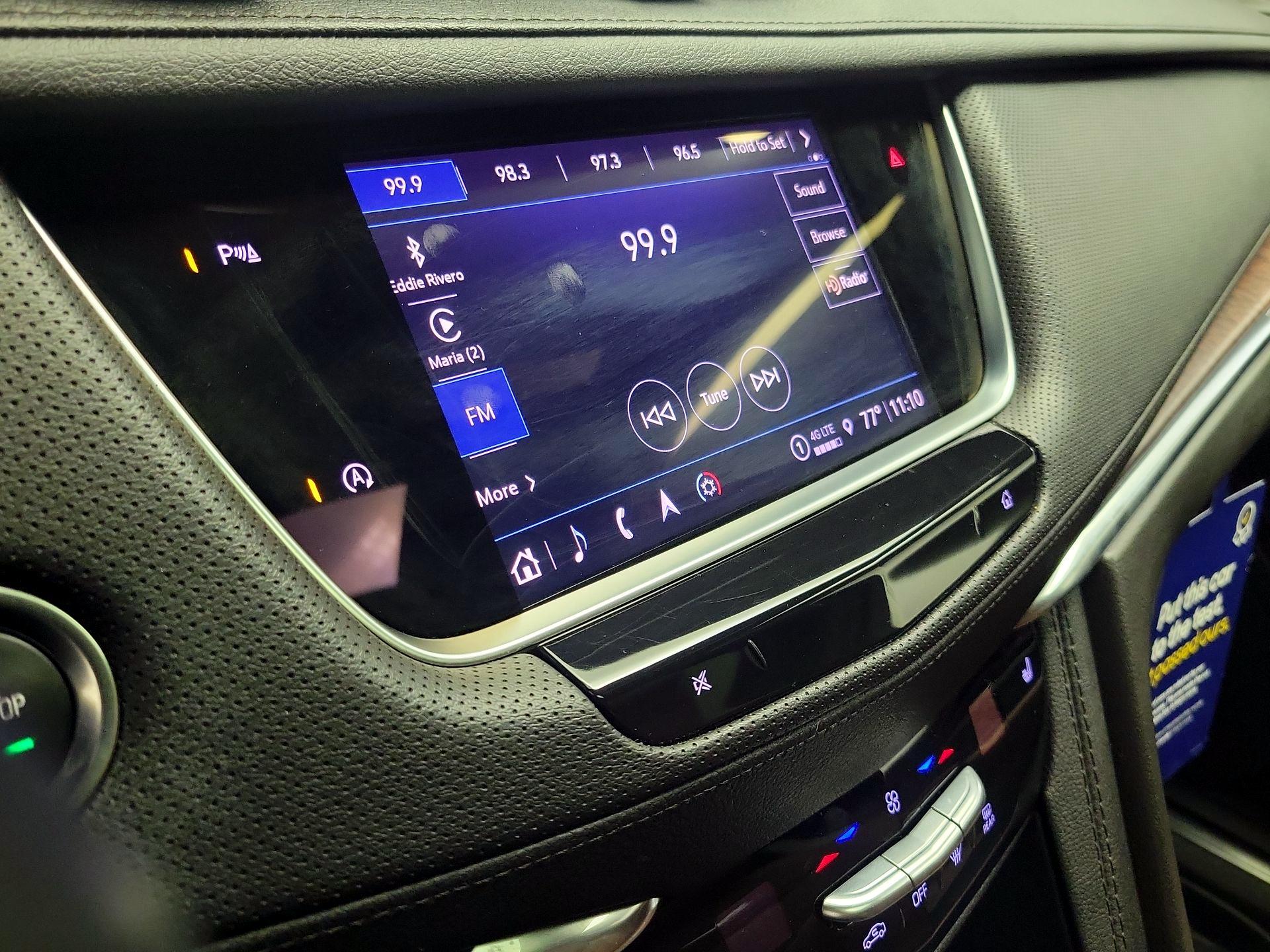 Thumbnail: 2023 Cadillac XT5 - 15