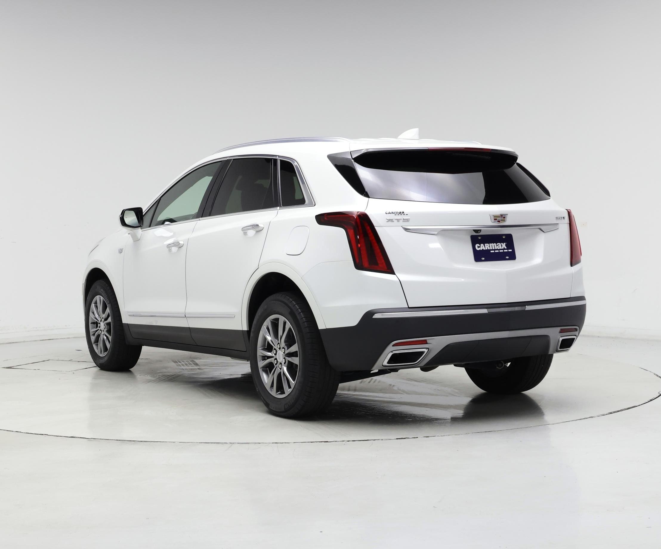 Thumbnail: 2023 Cadillac XT5 - 2