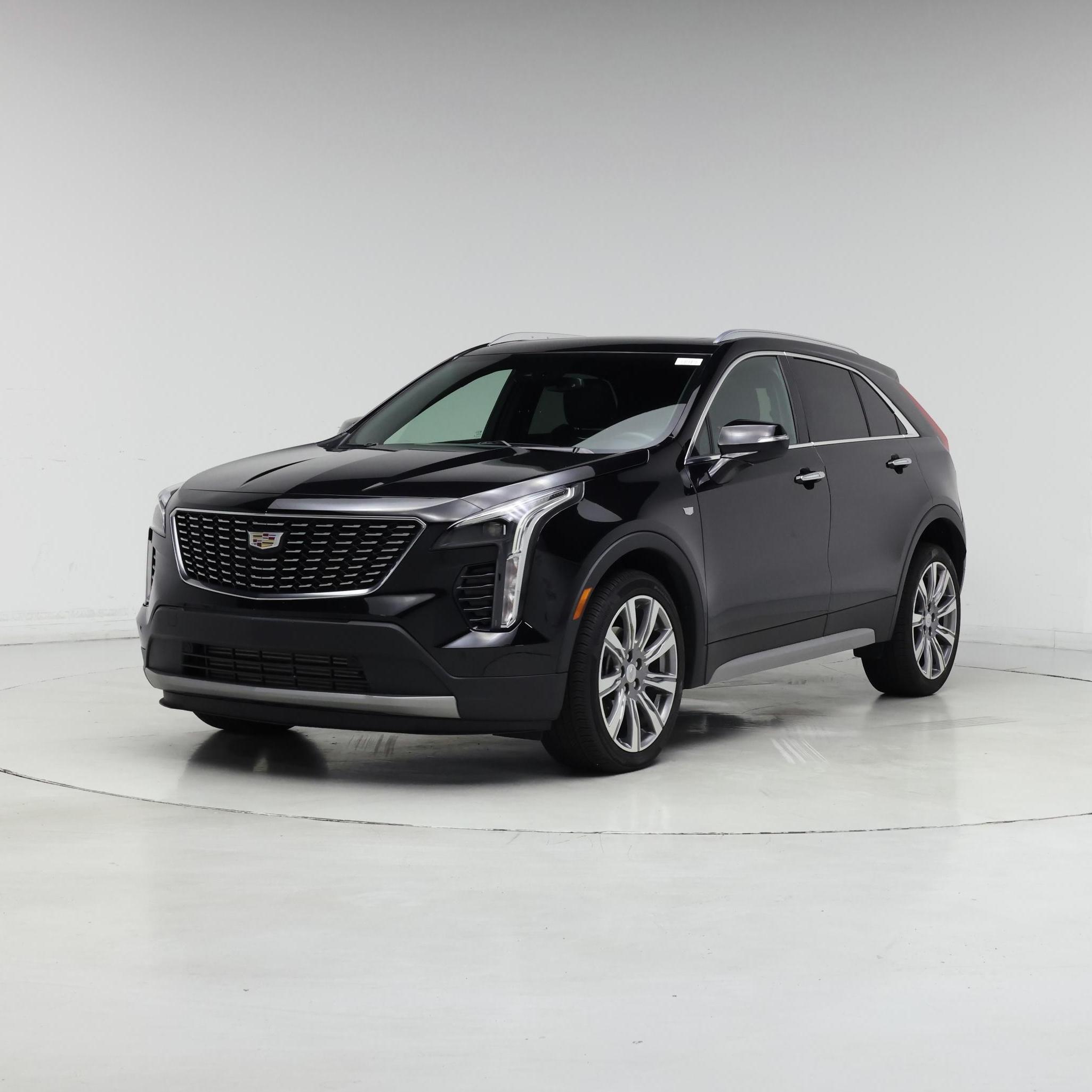 Thumbnail: 2023 Cadillac XT4 - 4