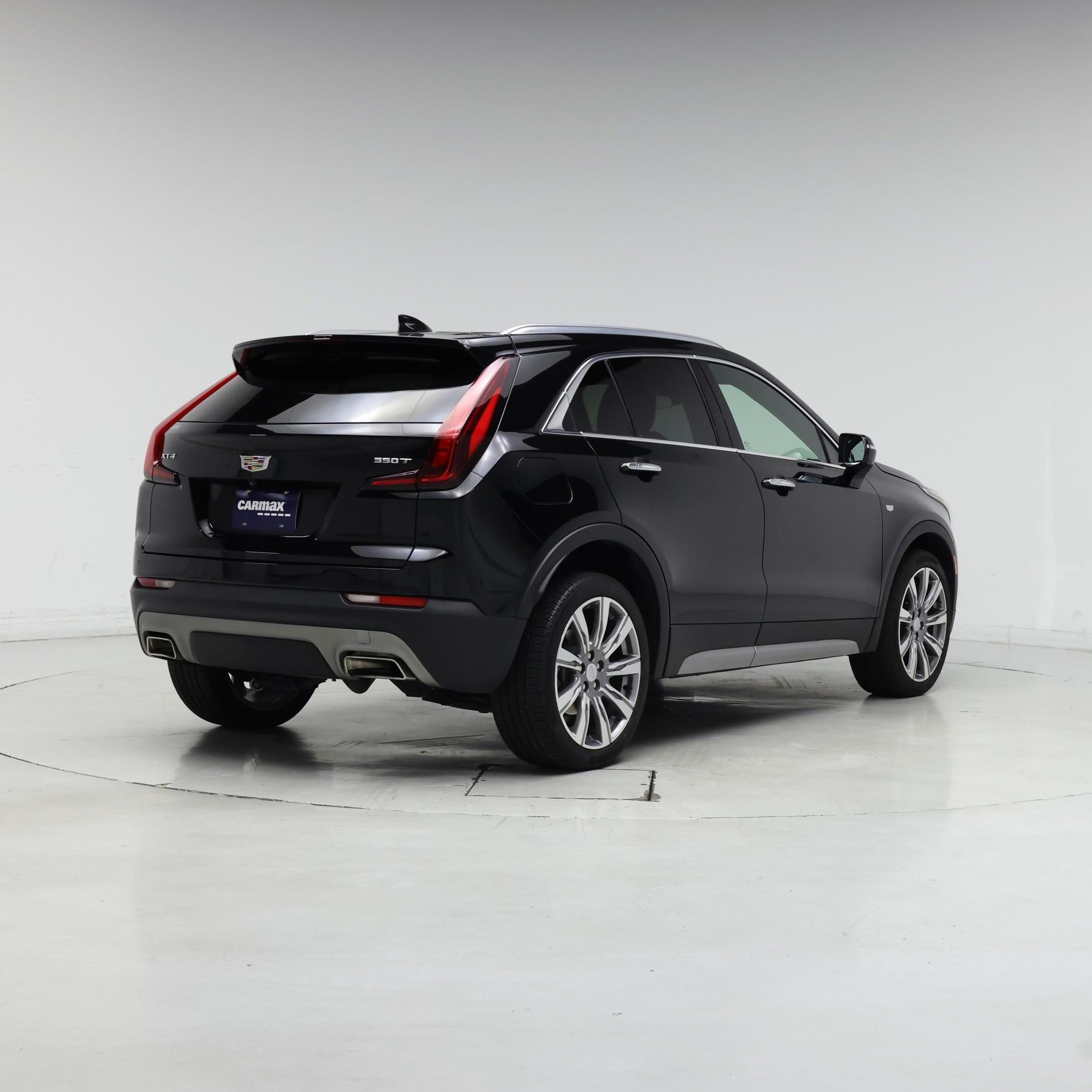 Thumbnail: 2023 Cadillac XT4 - 8
