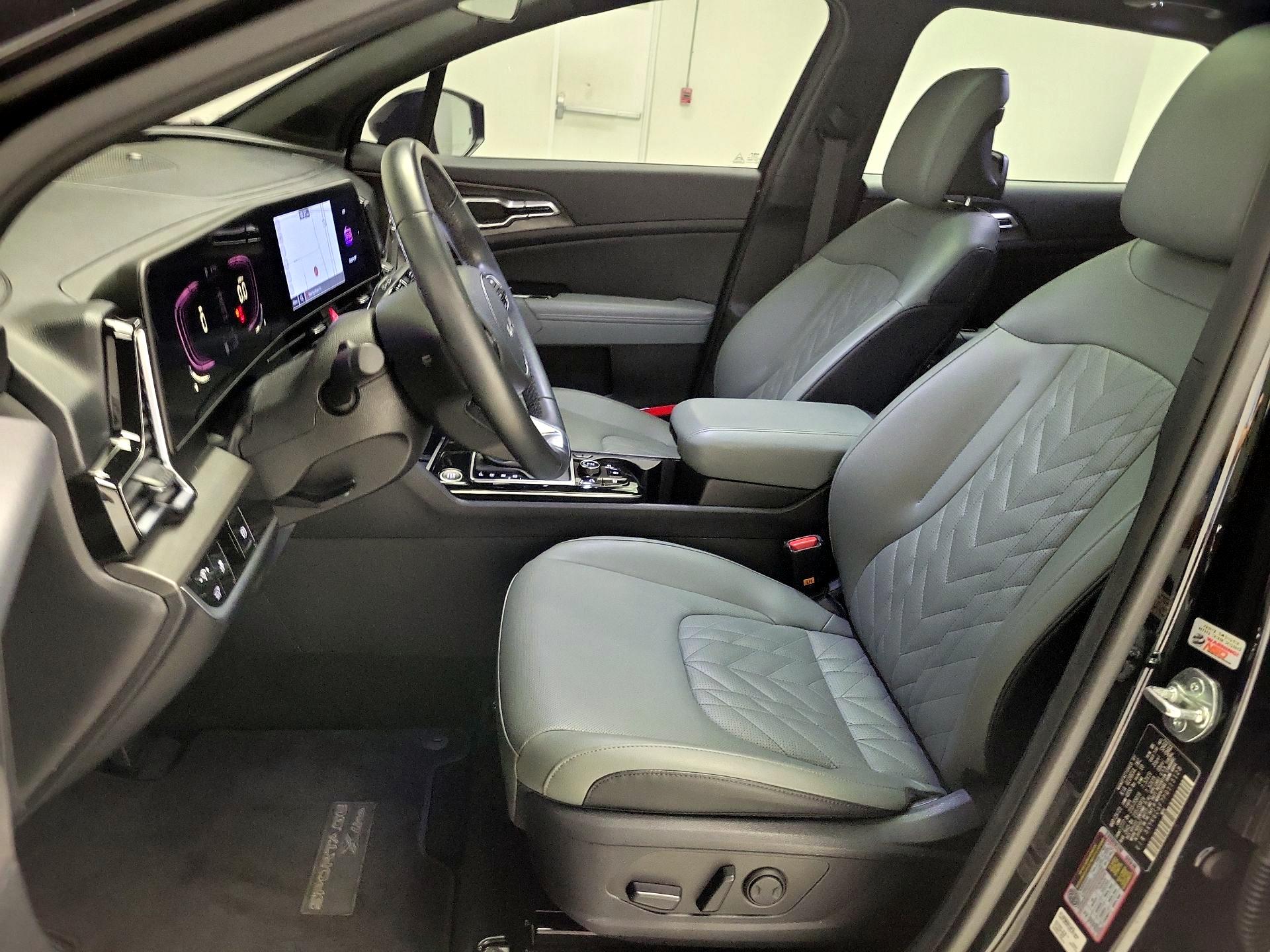 Thumbnail: 2023 Kia Sportage - 11