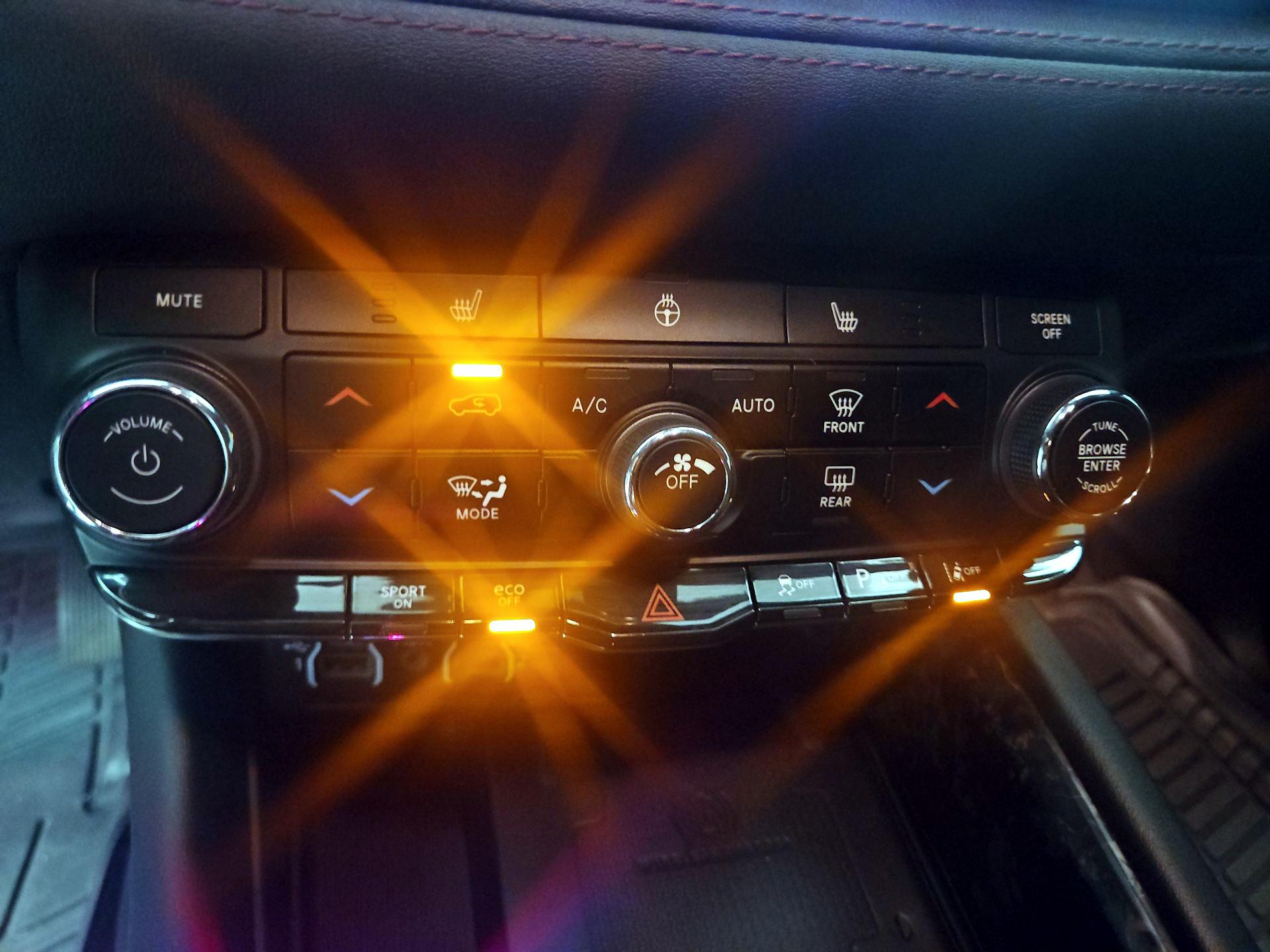 Thumbnail: 2021 Dodge Durango - 16