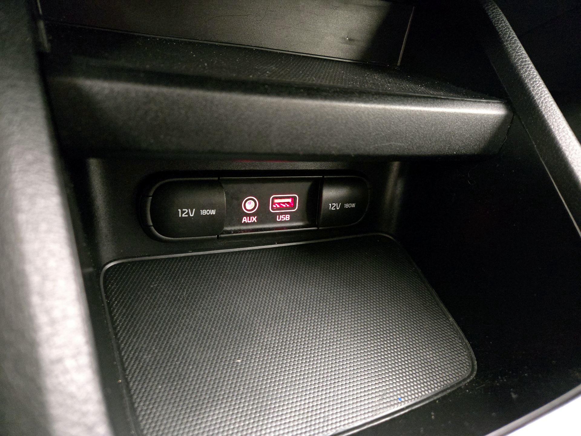 Thumbnail: 2021 Kia Forte - 18