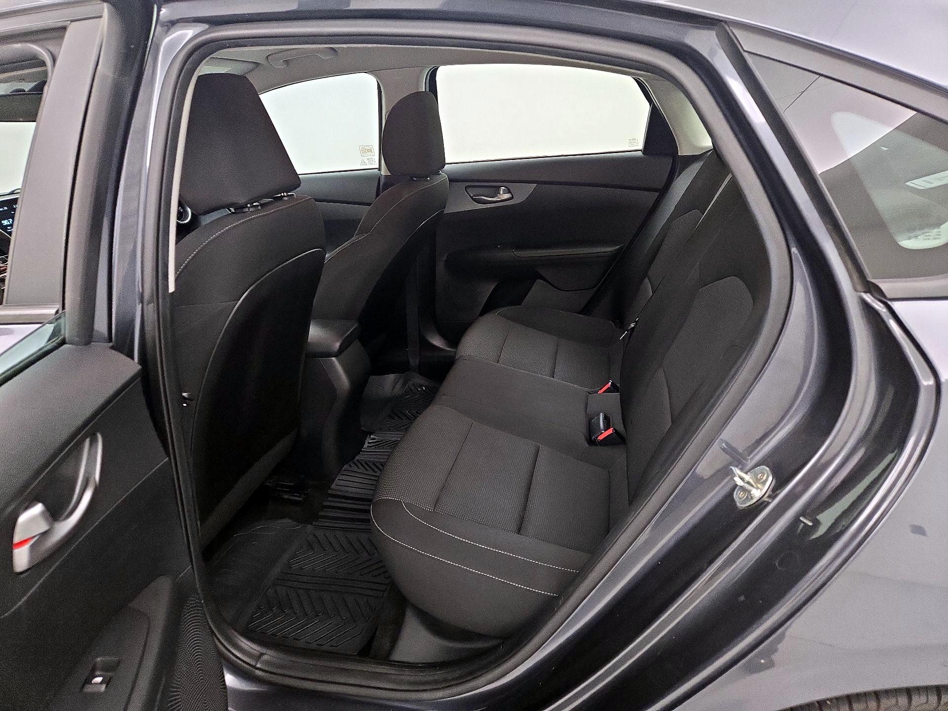 Thumbnail: 2021 Kia Forte - 19