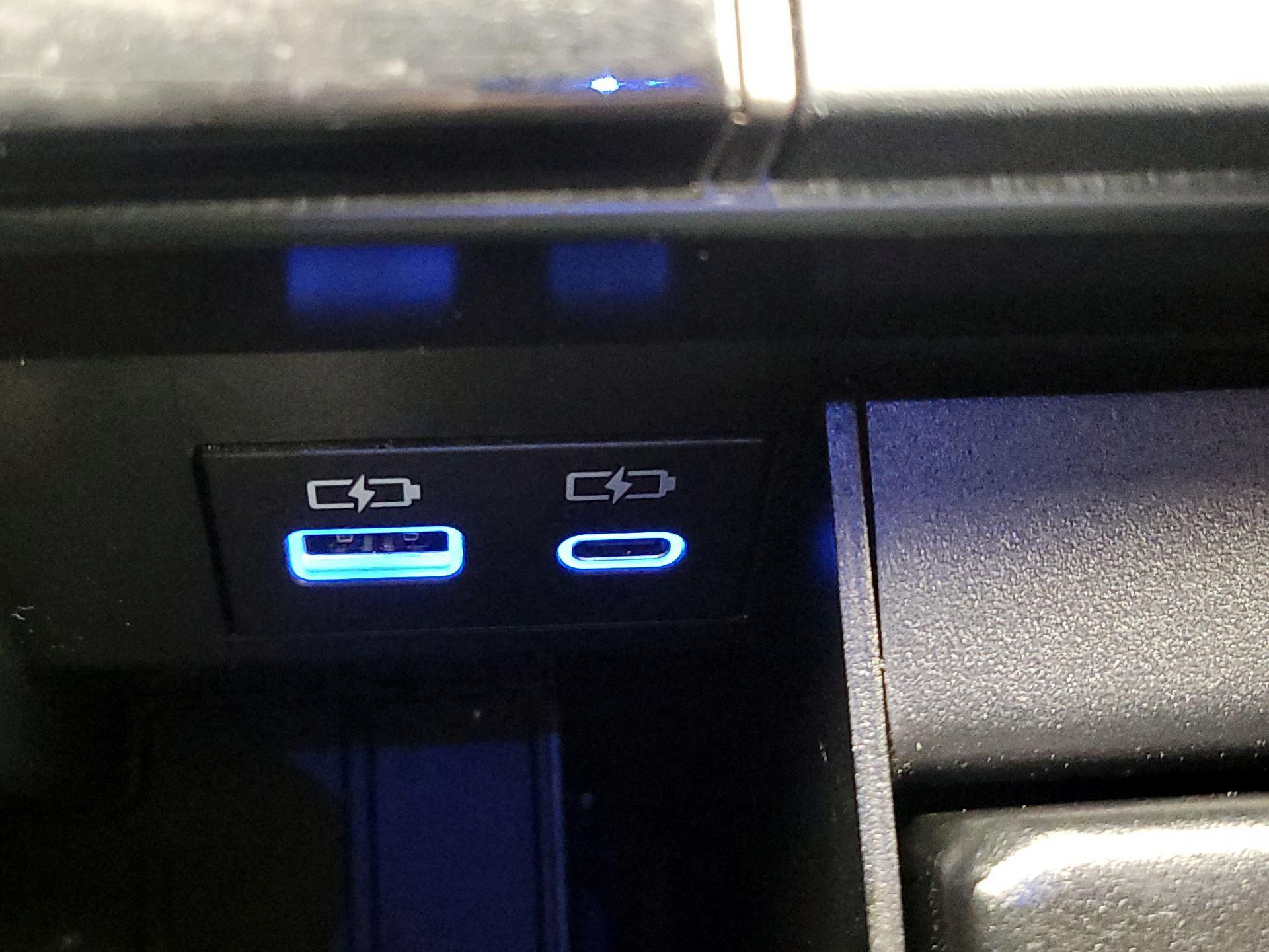 Thumbnail: 2023 Toyota Tundra - 18