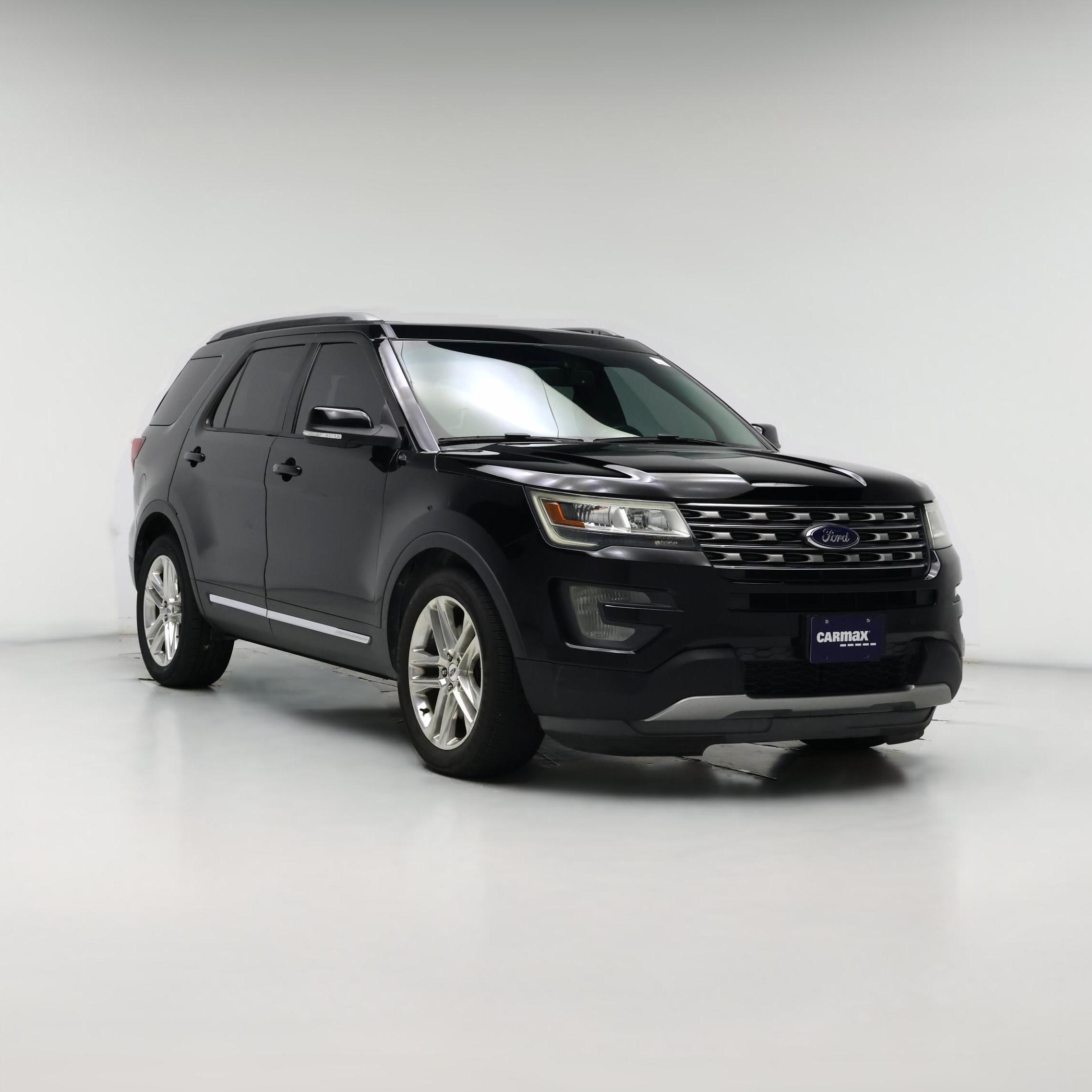 Thumbnail: 2016 Ford Explorer - 1
