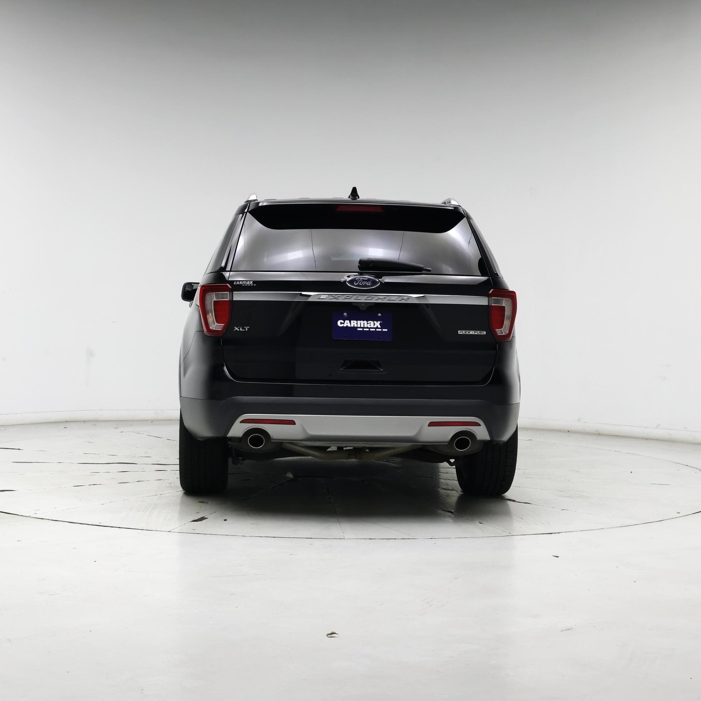 Thumbnail: 2016 Ford Explorer - 6