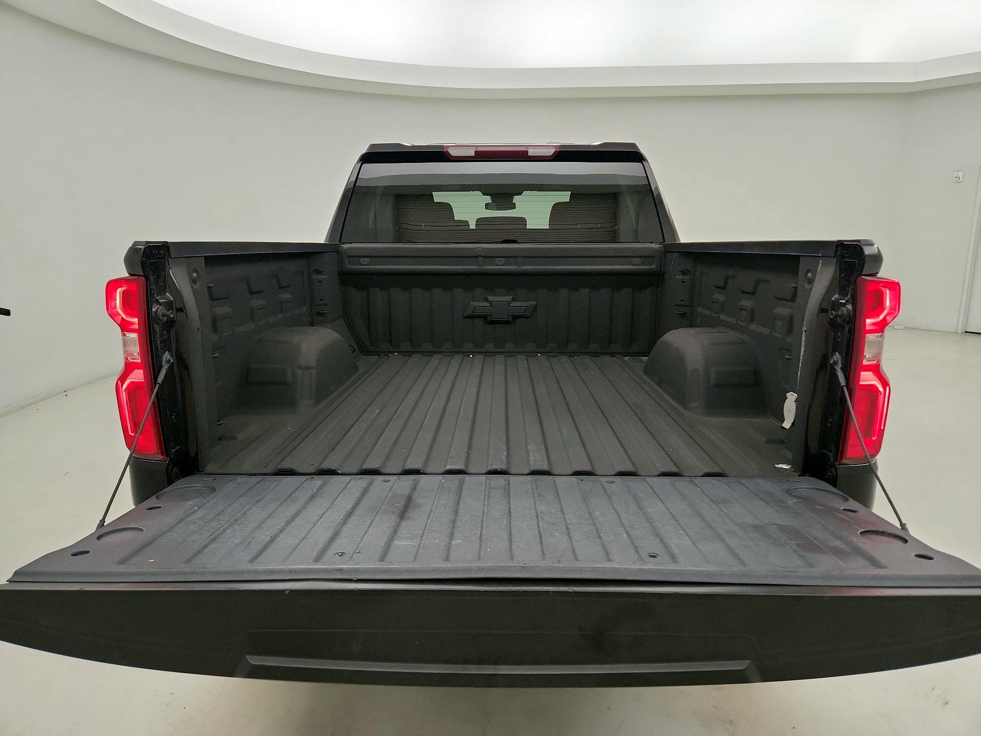 Thumbnail: 2023 Chevrolet Silverado 1500 - 14
