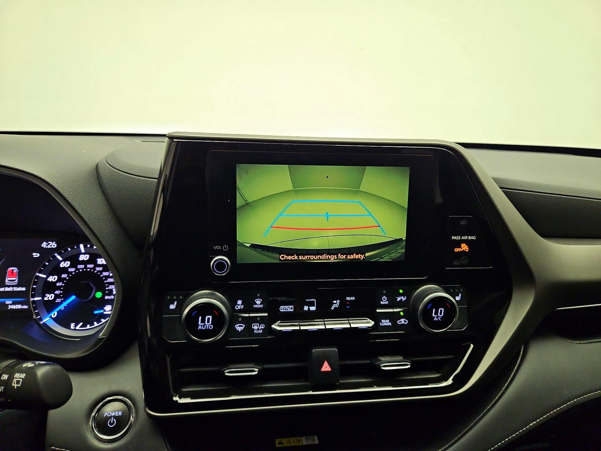 Thumbnail: 2023 Toyota Highlander - 13
