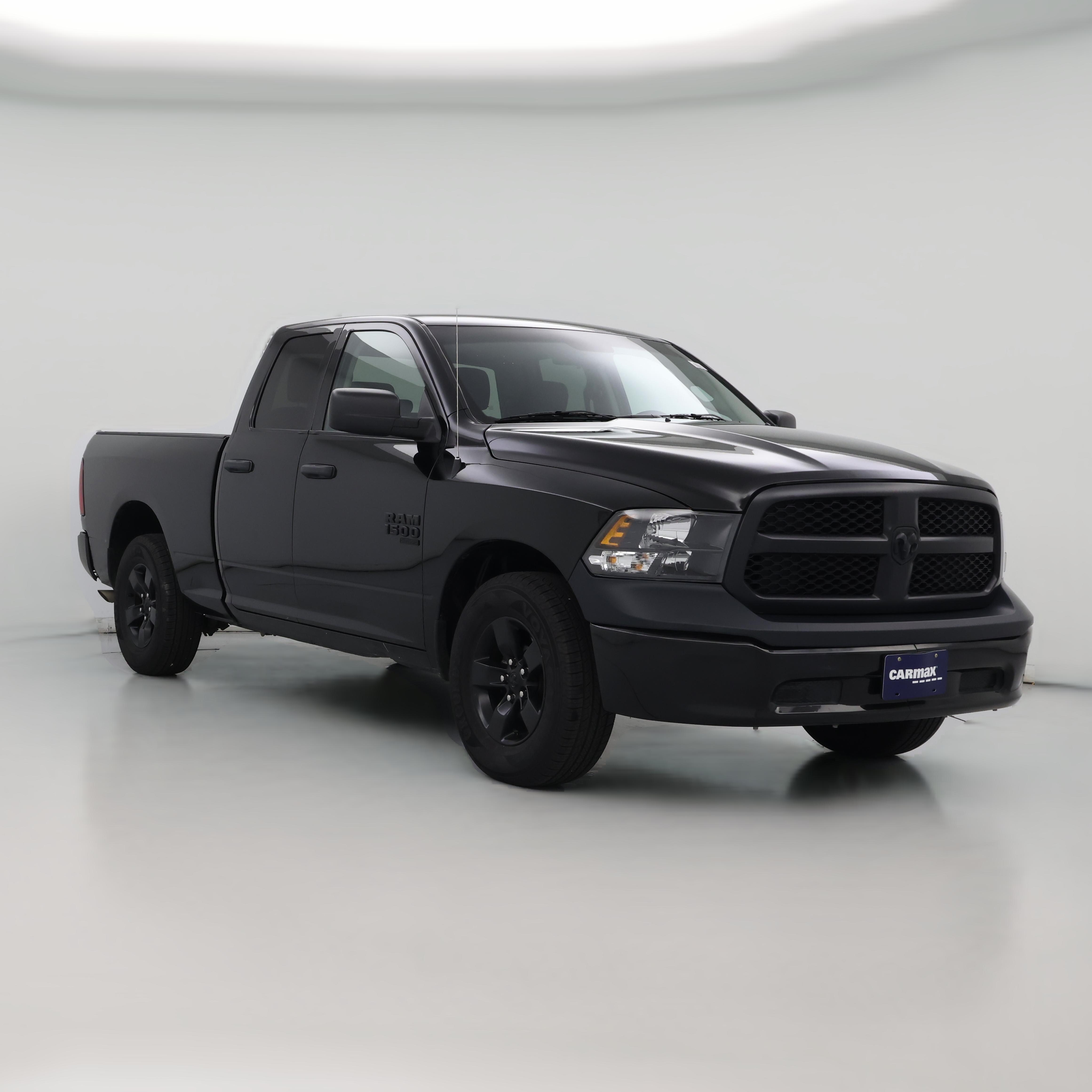 Thumbnail: 2022 RAM 1500 Classic - 1