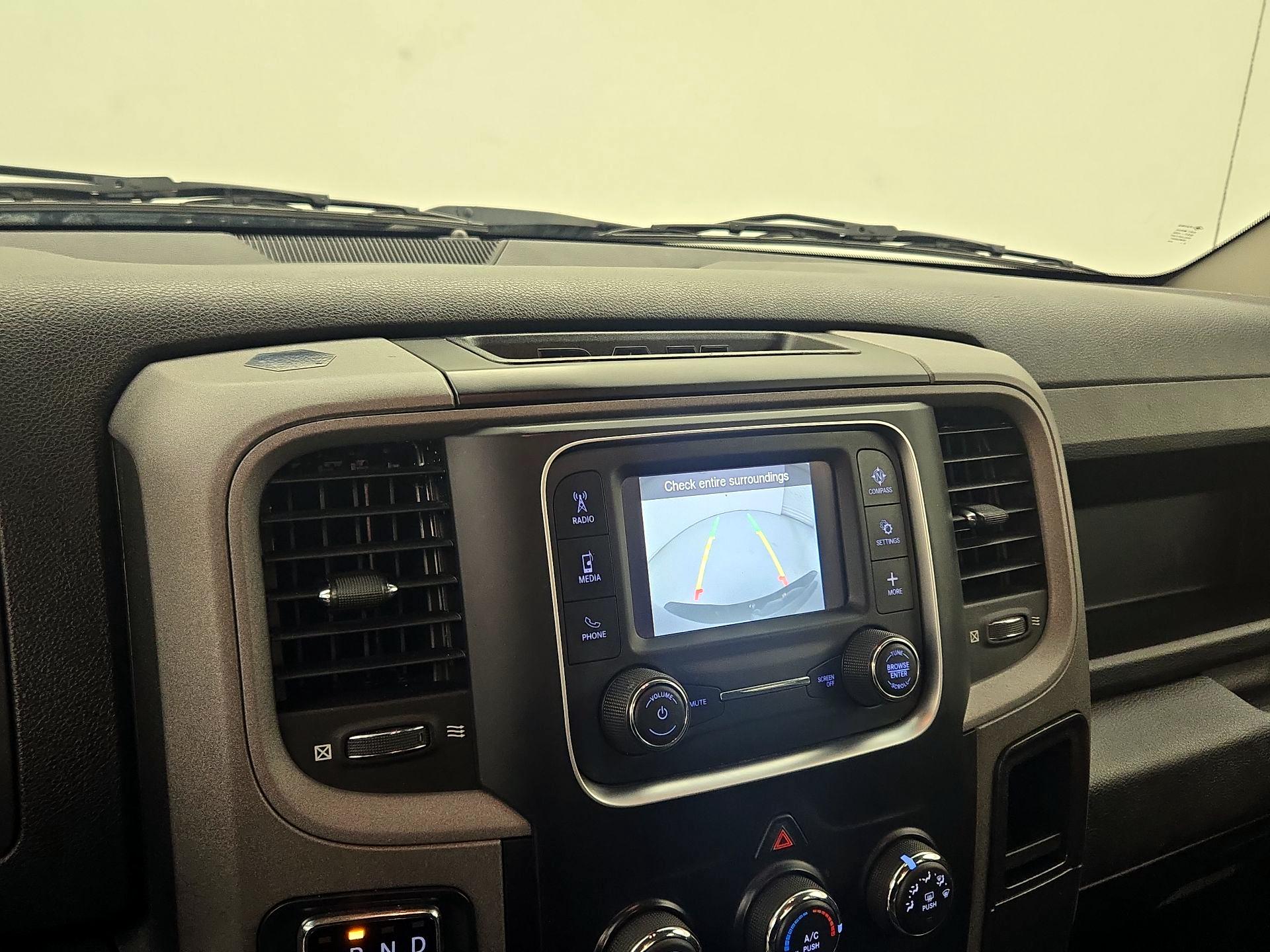 Thumbnail: 2022 RAM 1500 Classic - 14