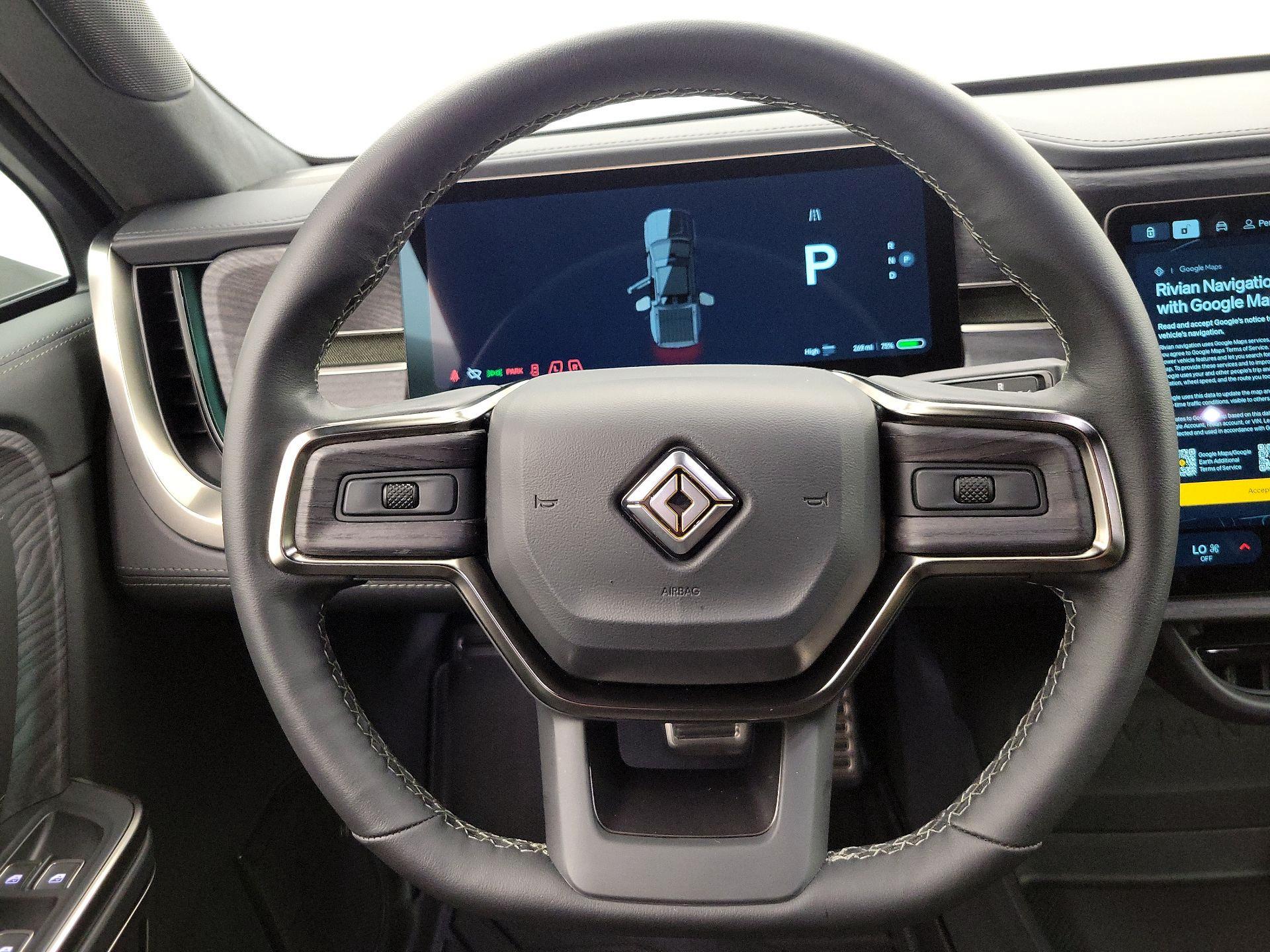 Thumbnail: 2023 Rivian R1T - 10