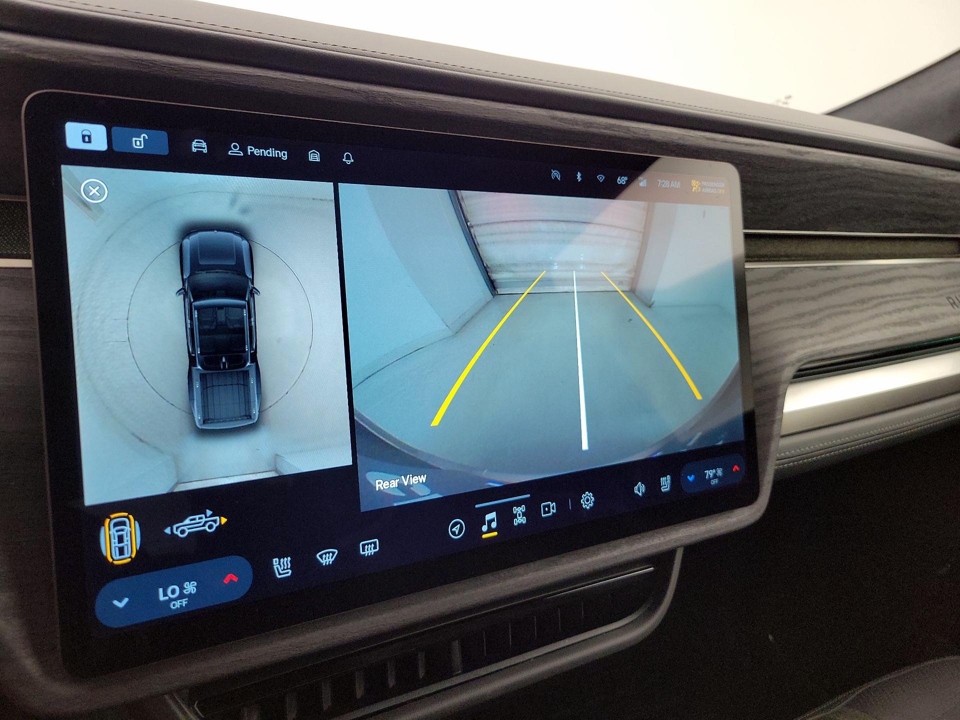 Thumbnail: 2023 Rivian R1T - 13