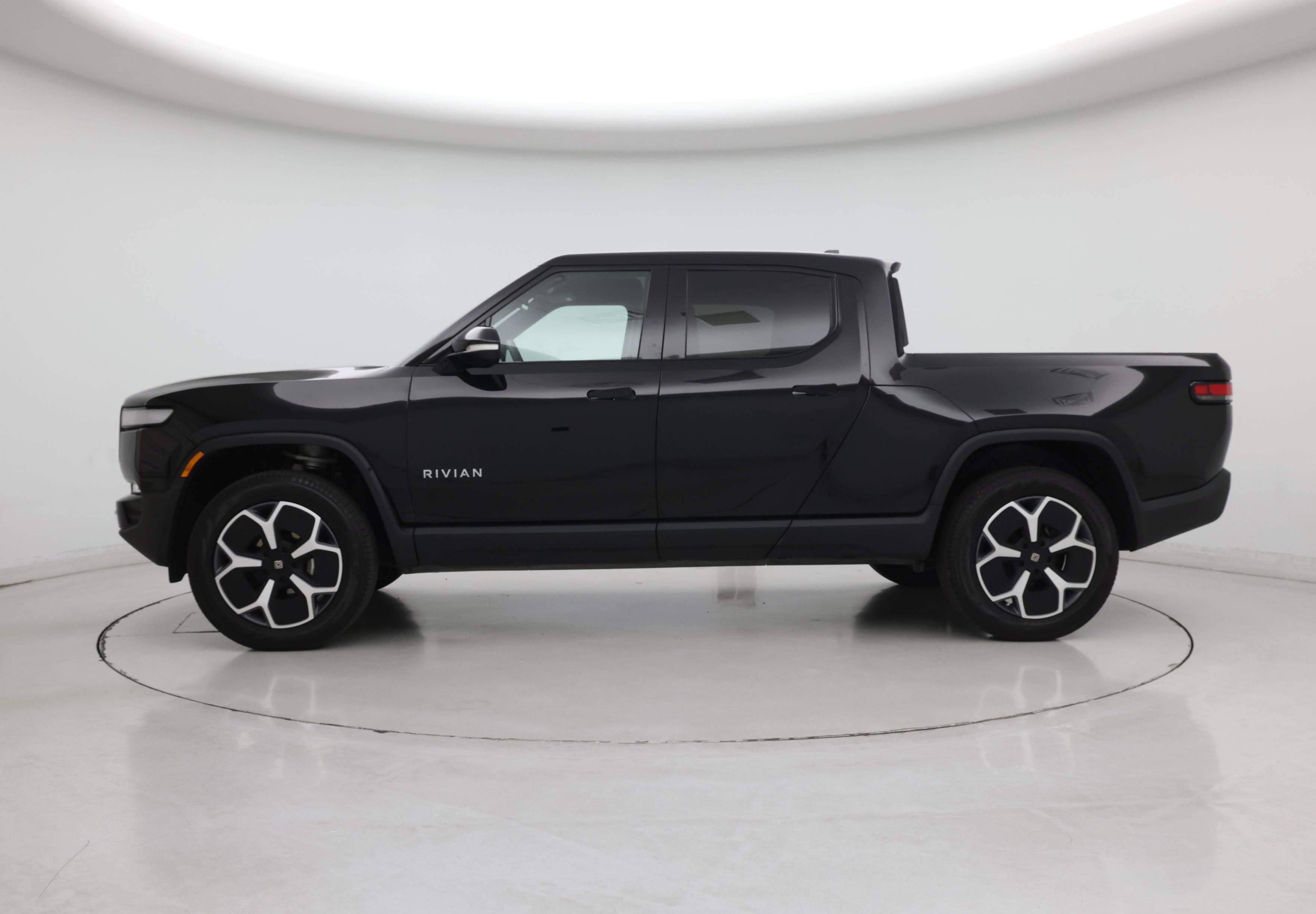 Thumbnail: 2023 Rivian R1T - 3