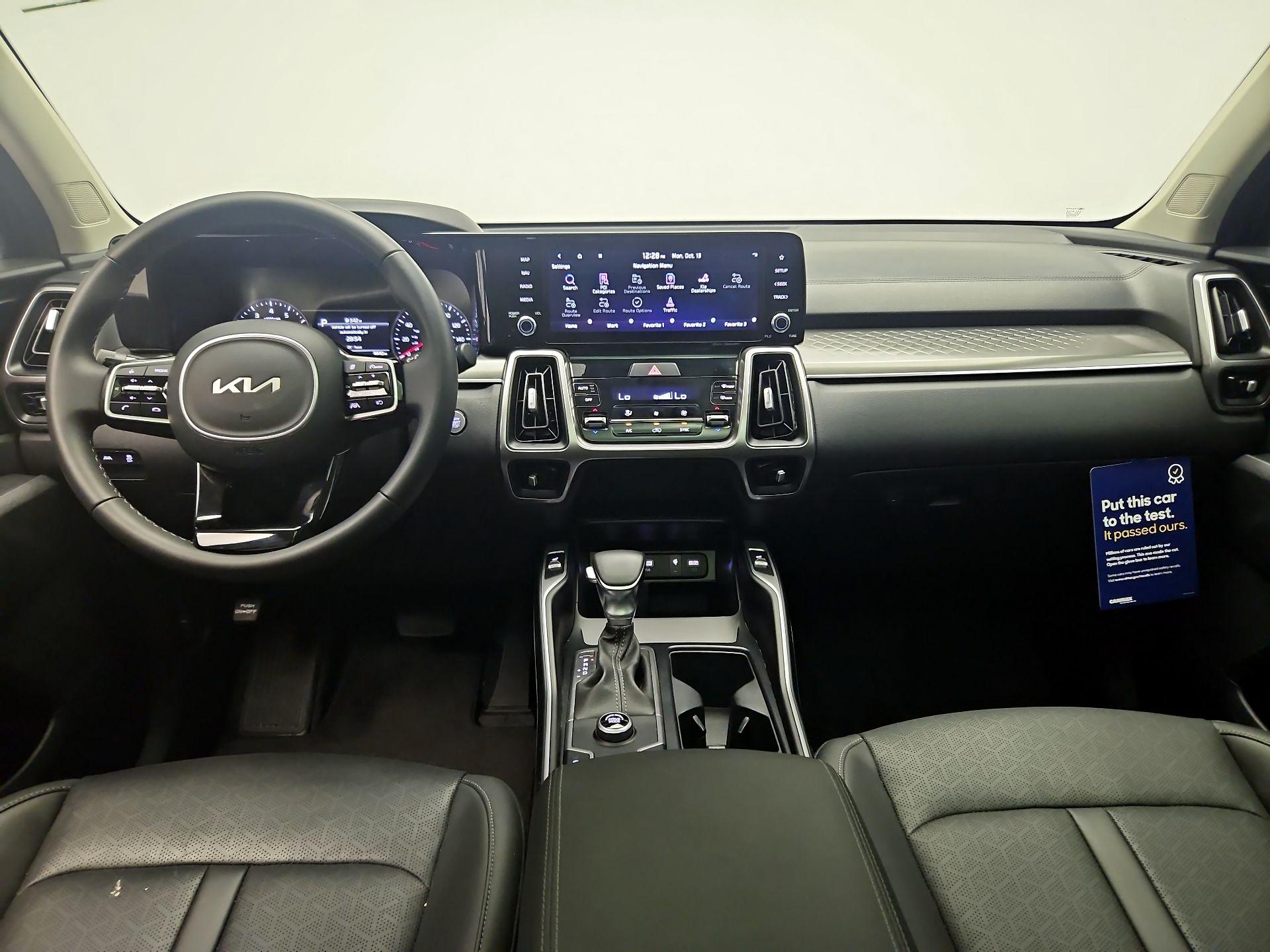 Thumbnail: 2023 Kia Sorento - 9