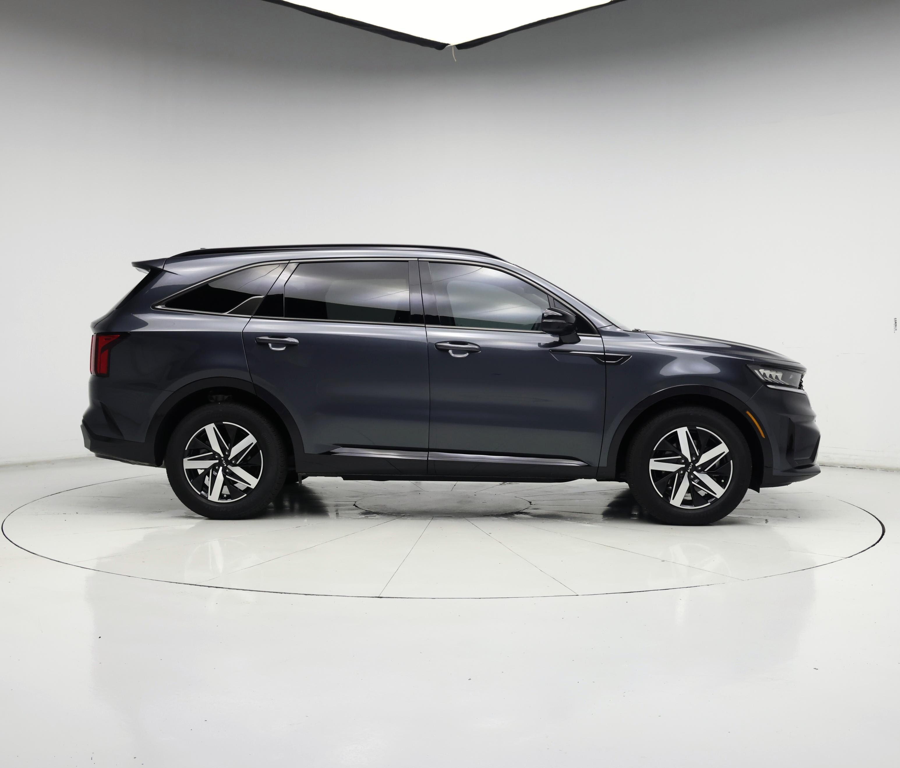 Thumbnail: 2023 Kia Sorento - 7