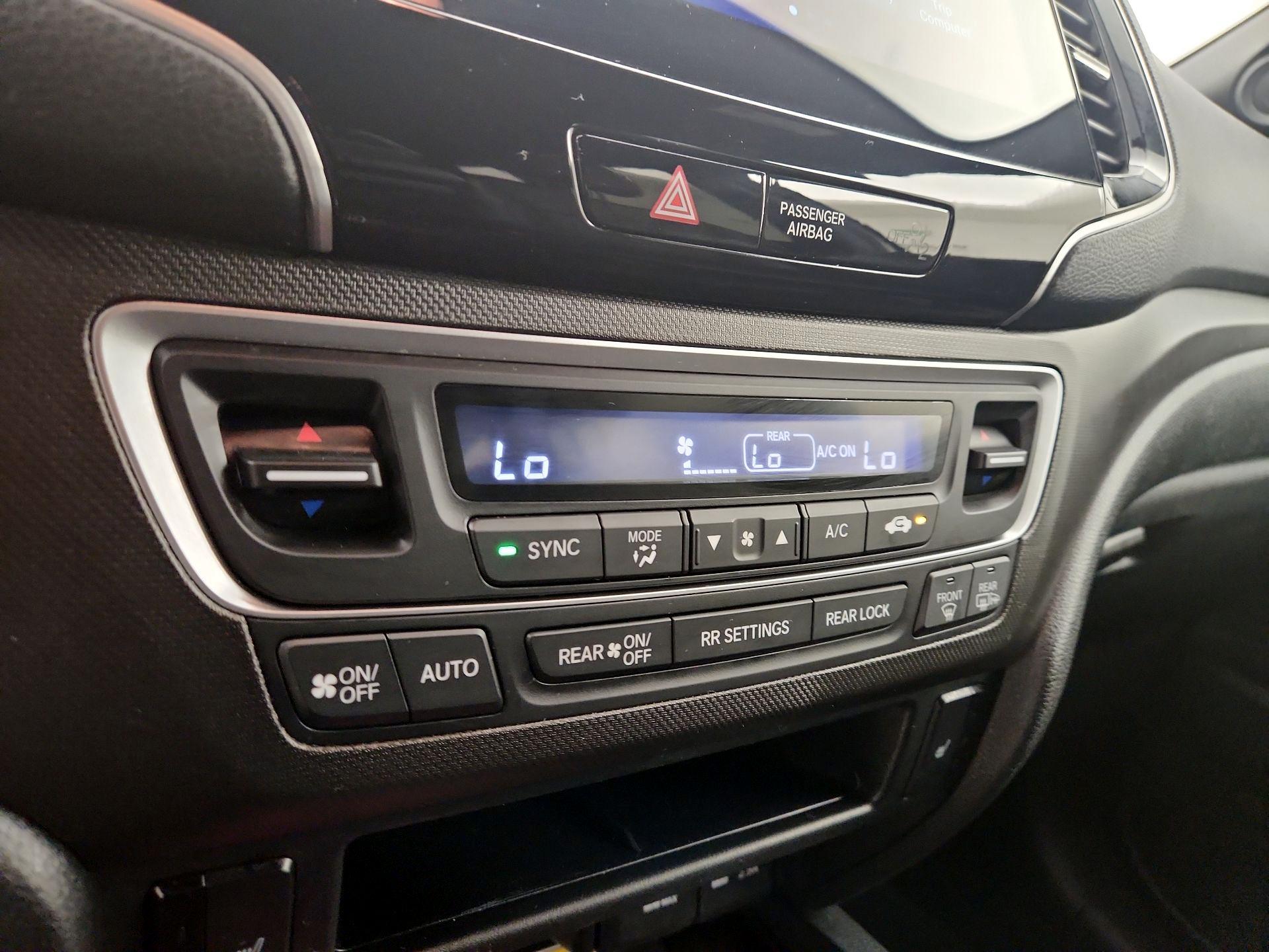 Thumbnail: 2022 Honda Pilot - 16