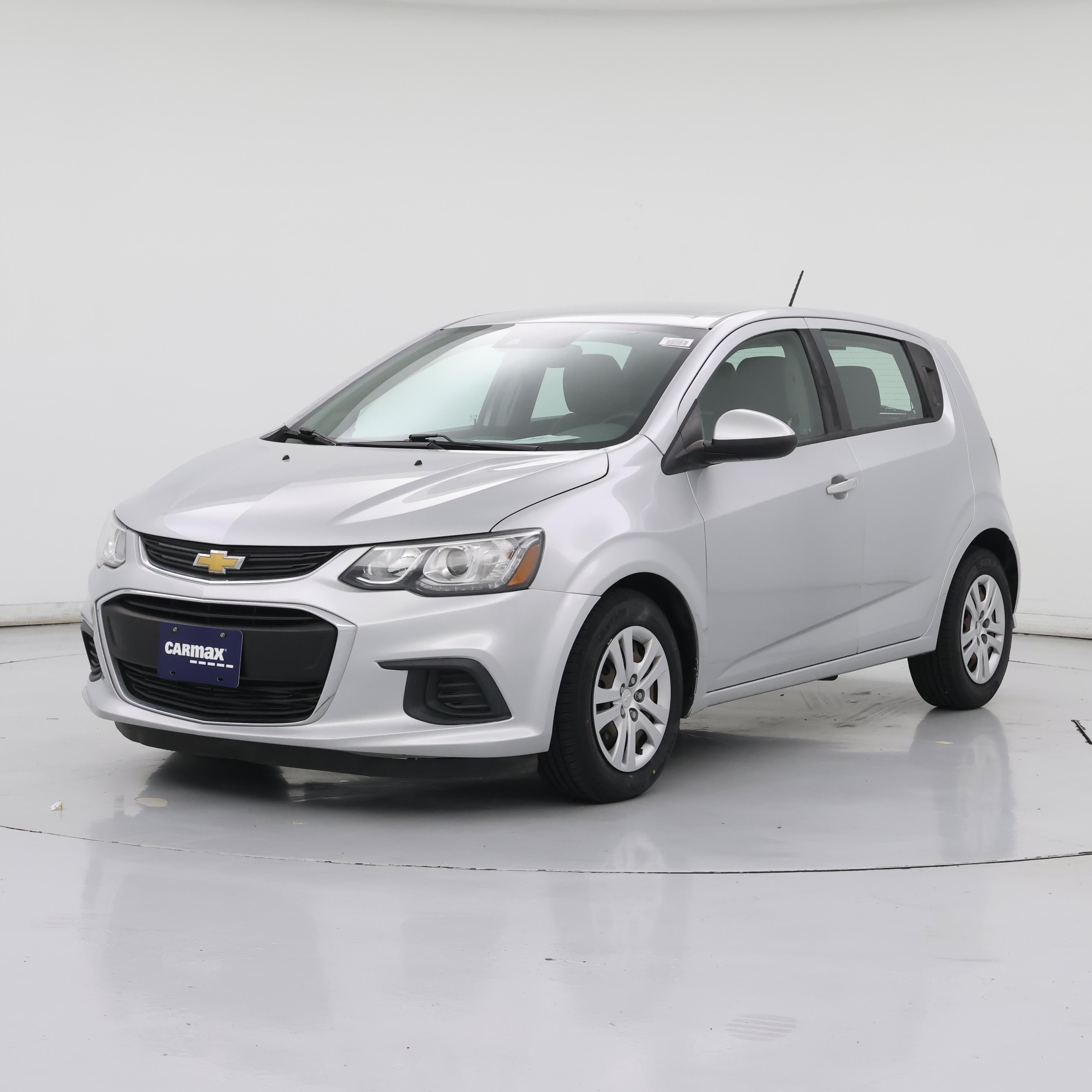Thumbnail: 2020 Chevrolet Sonic - 4