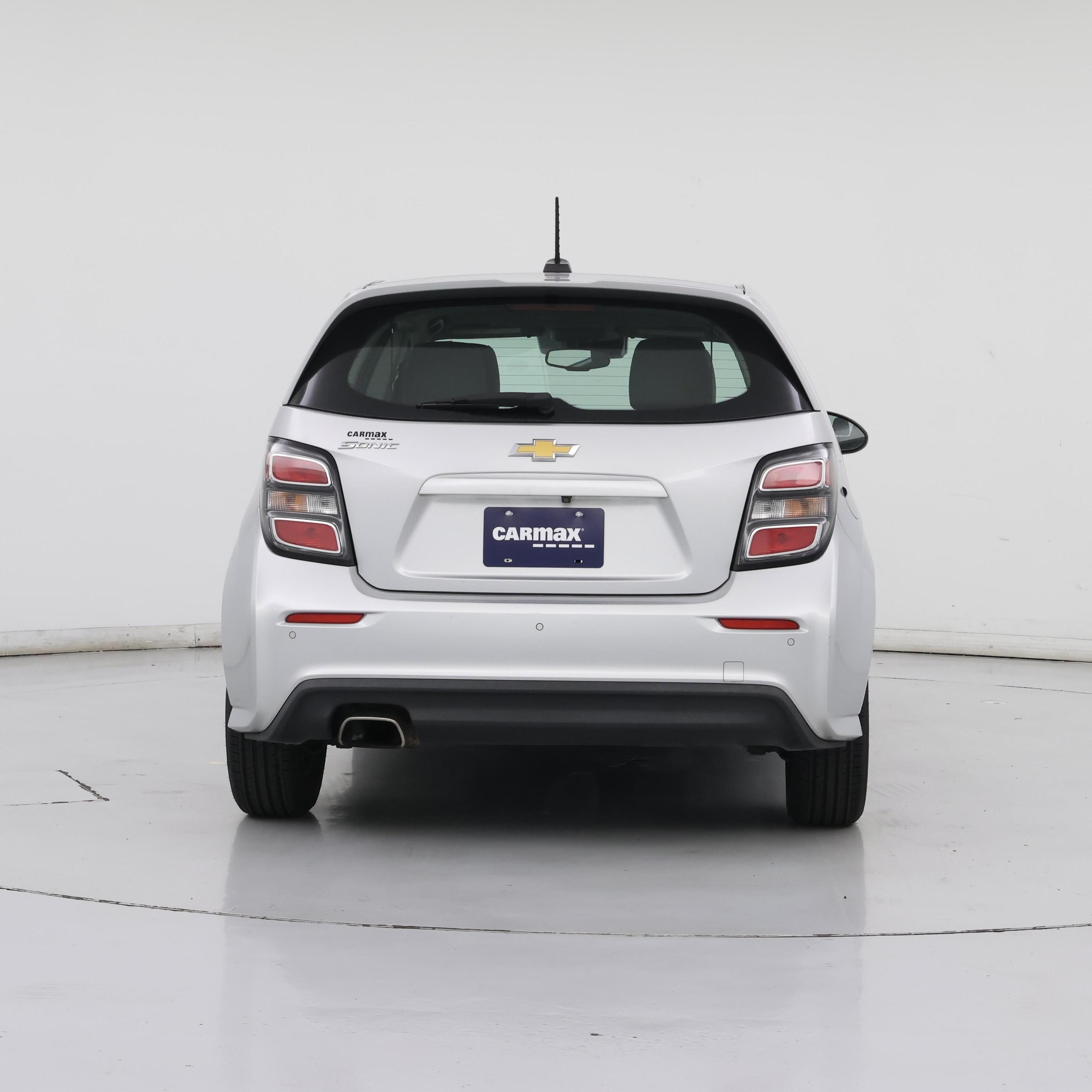 Thumbnail: 2020 Chevrolet Sonic - 6