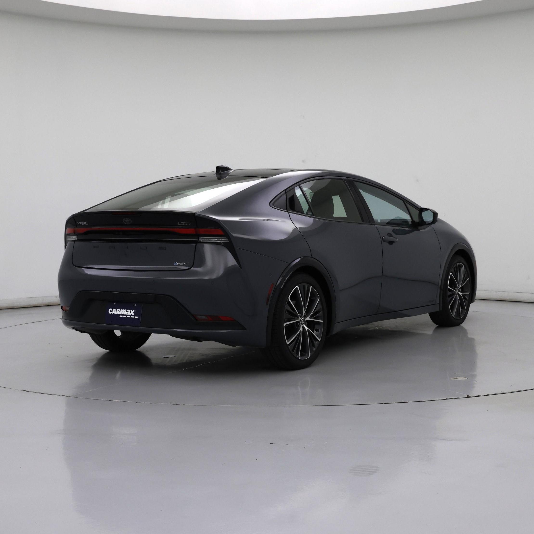 Thumbnail: 2024 Toyota Prius - 8