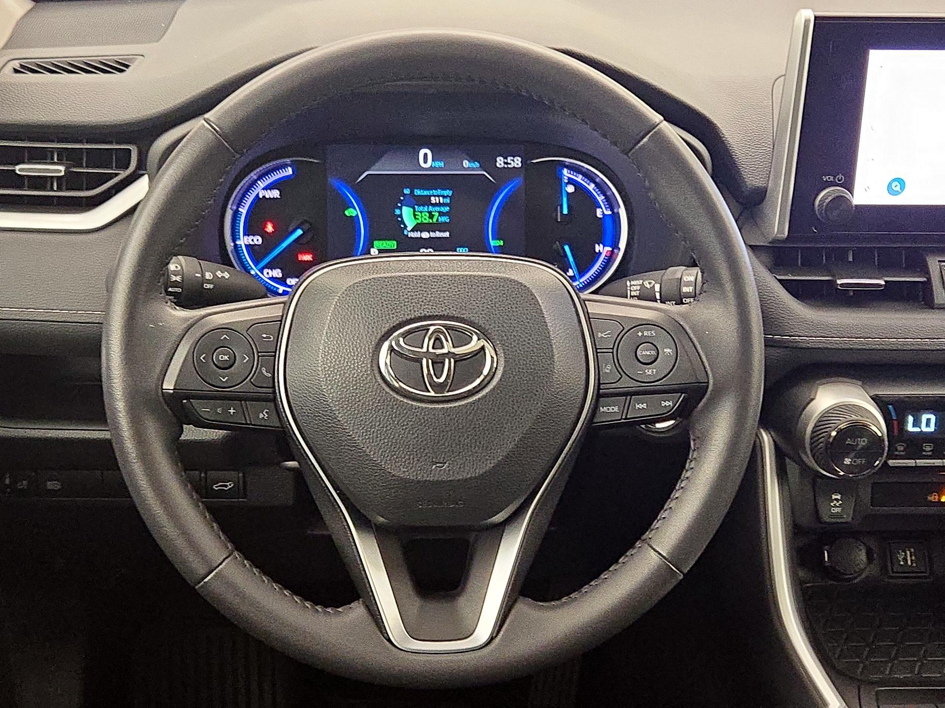 Thumbnail: 2024 Toyota RAV4 - 10