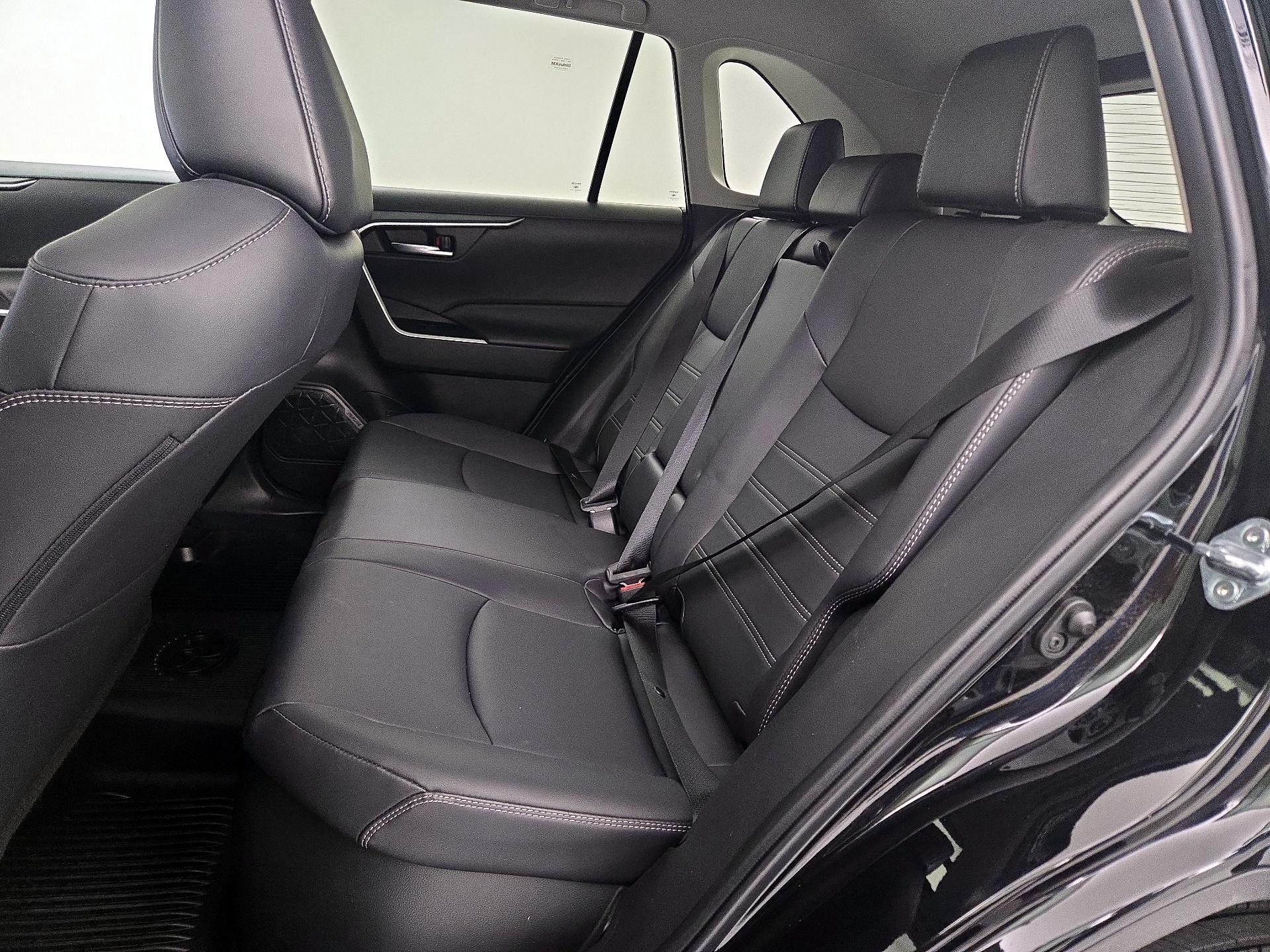 Thumbnail: 2024 Toyota RAV4 - 20