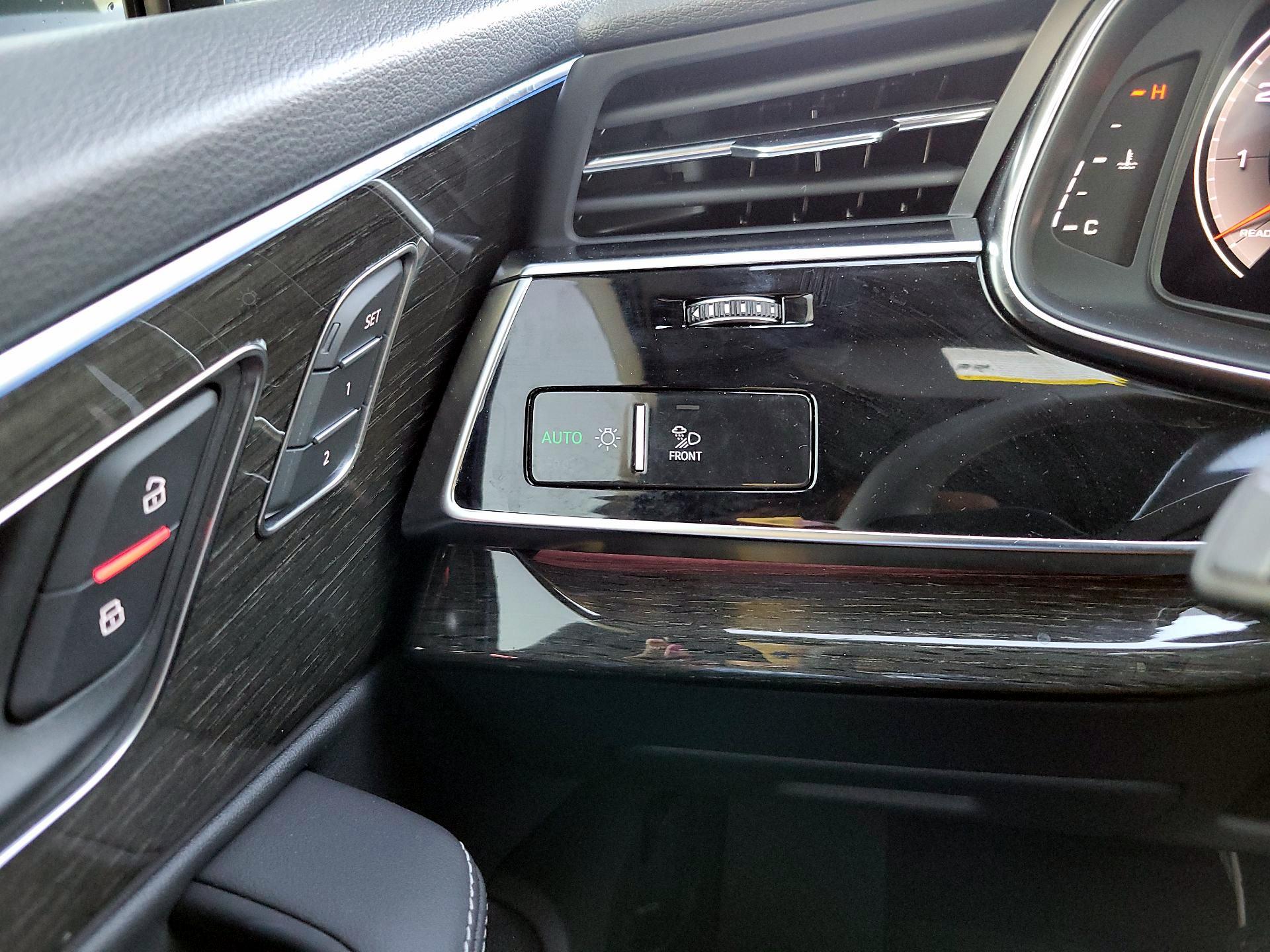 Thumbnail: 2025 Audi Q7 - 13