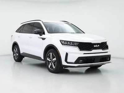 White 2023 Kia Sorento EX