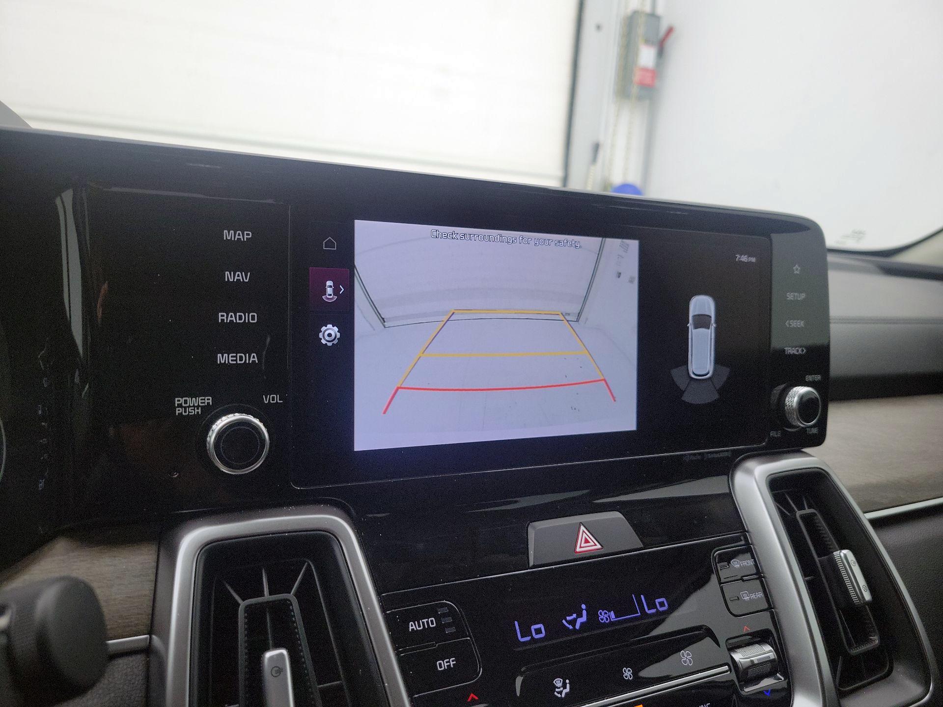 Thumbnail: 2023 Kia Sorento - 15