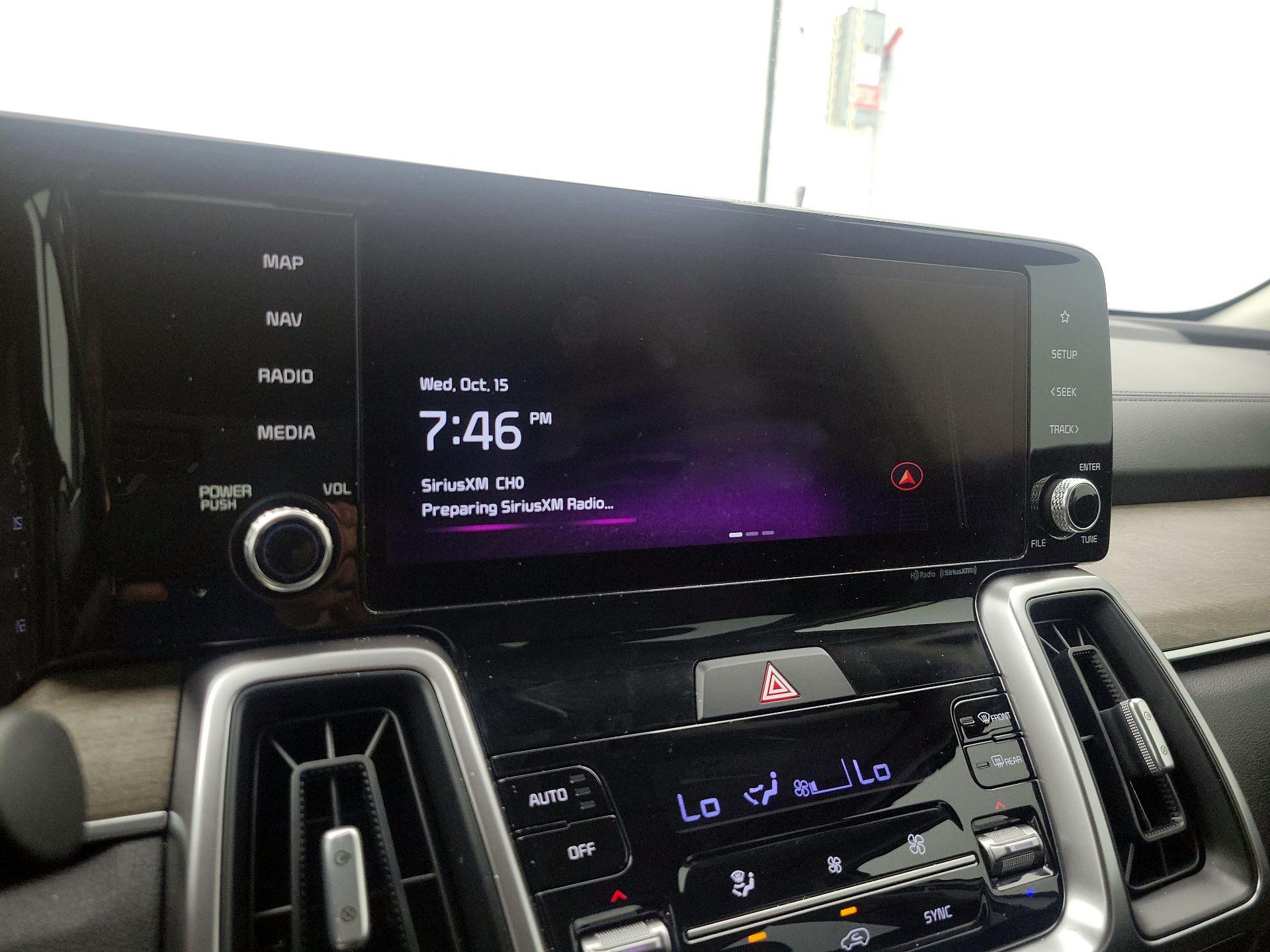 Thumbnail: 2023 Kia Sorento - 16