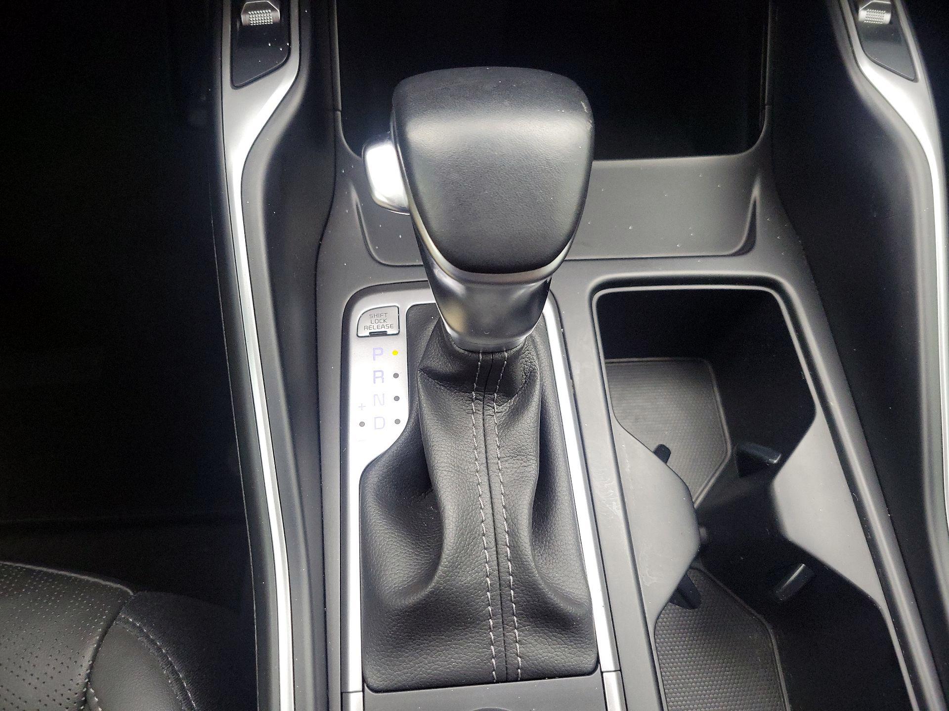 Thumbnail: 2023 Kia Sorento - 18