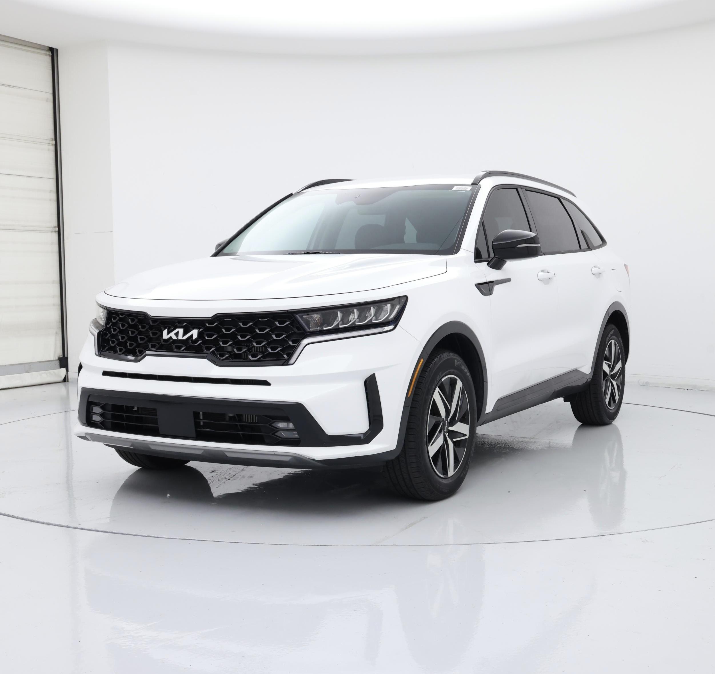 Thumbnail: 2023 Kia Sorento - 4