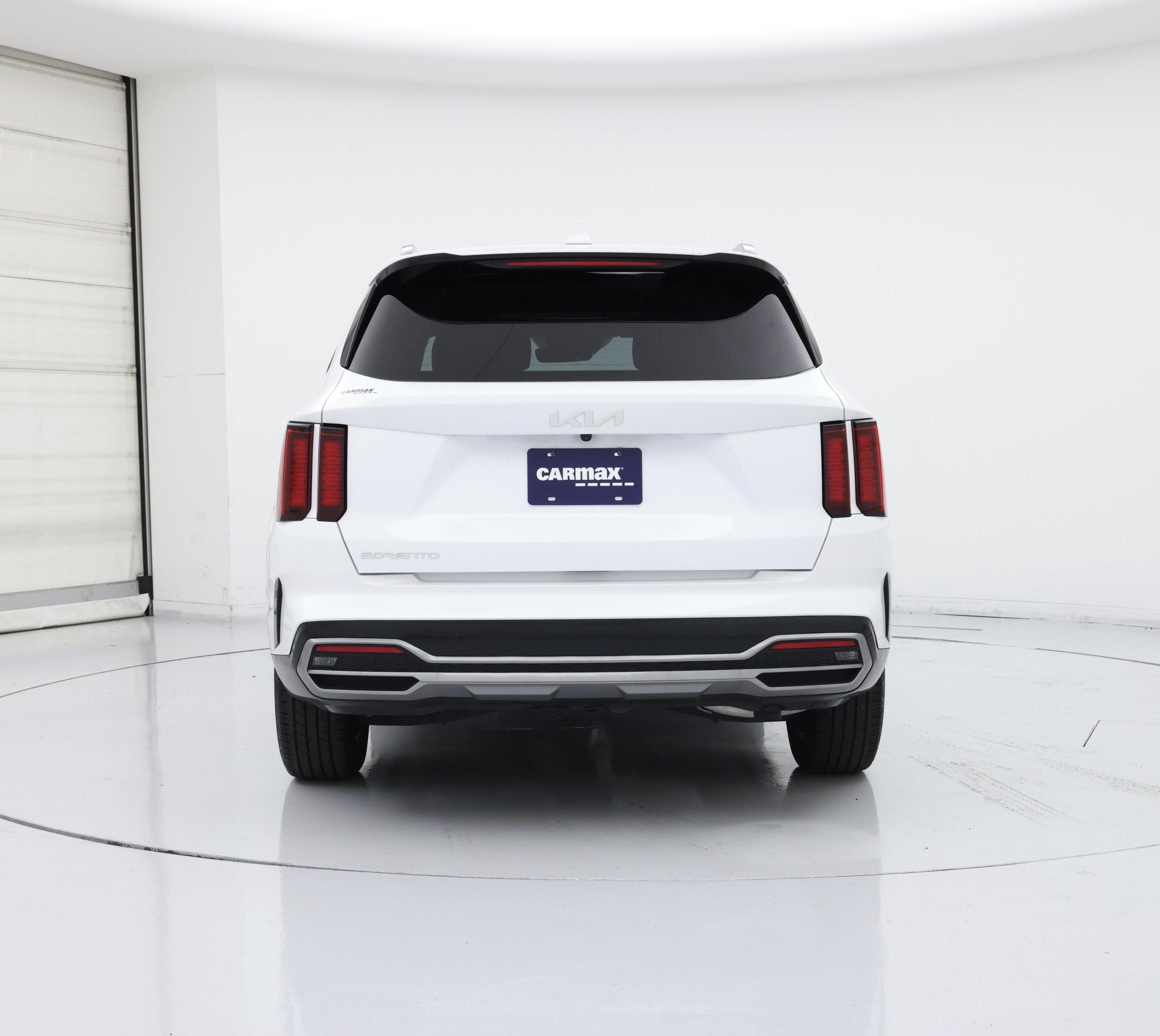 Thumbnail: 2023 Kia Sorento - 6