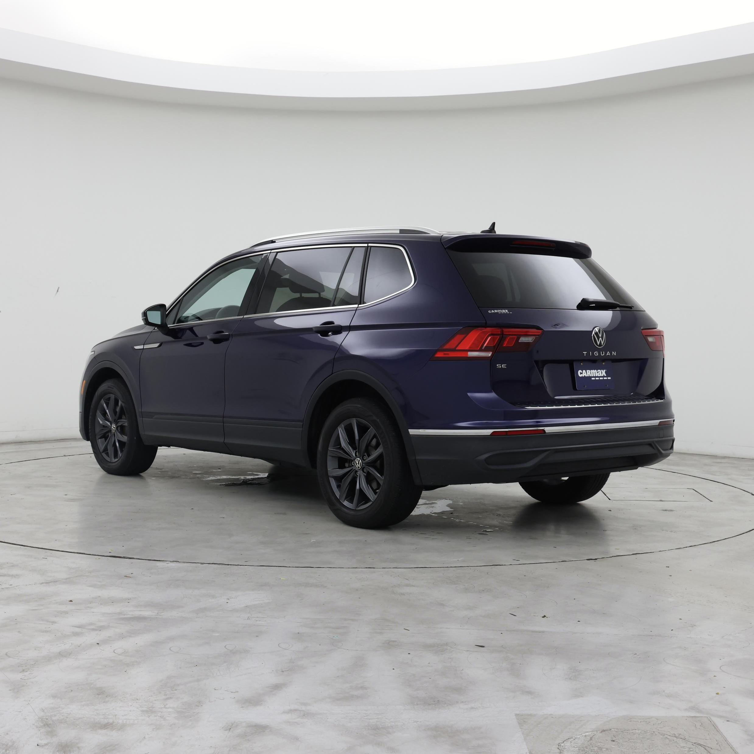 Thumbnail: 2023 Volkswagen Tiguan - 2
