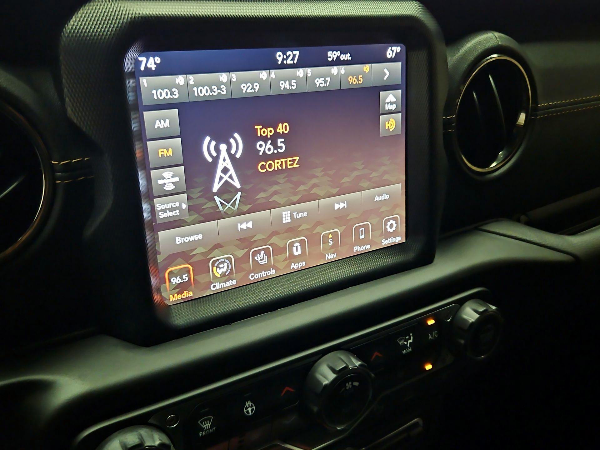 Thumbnail: 2021 Jeep Wrangler - 16