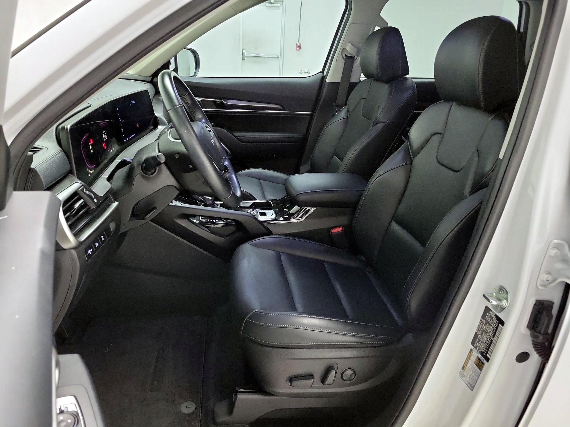 Thumbnail: 2024 Kia Telluride - 11
