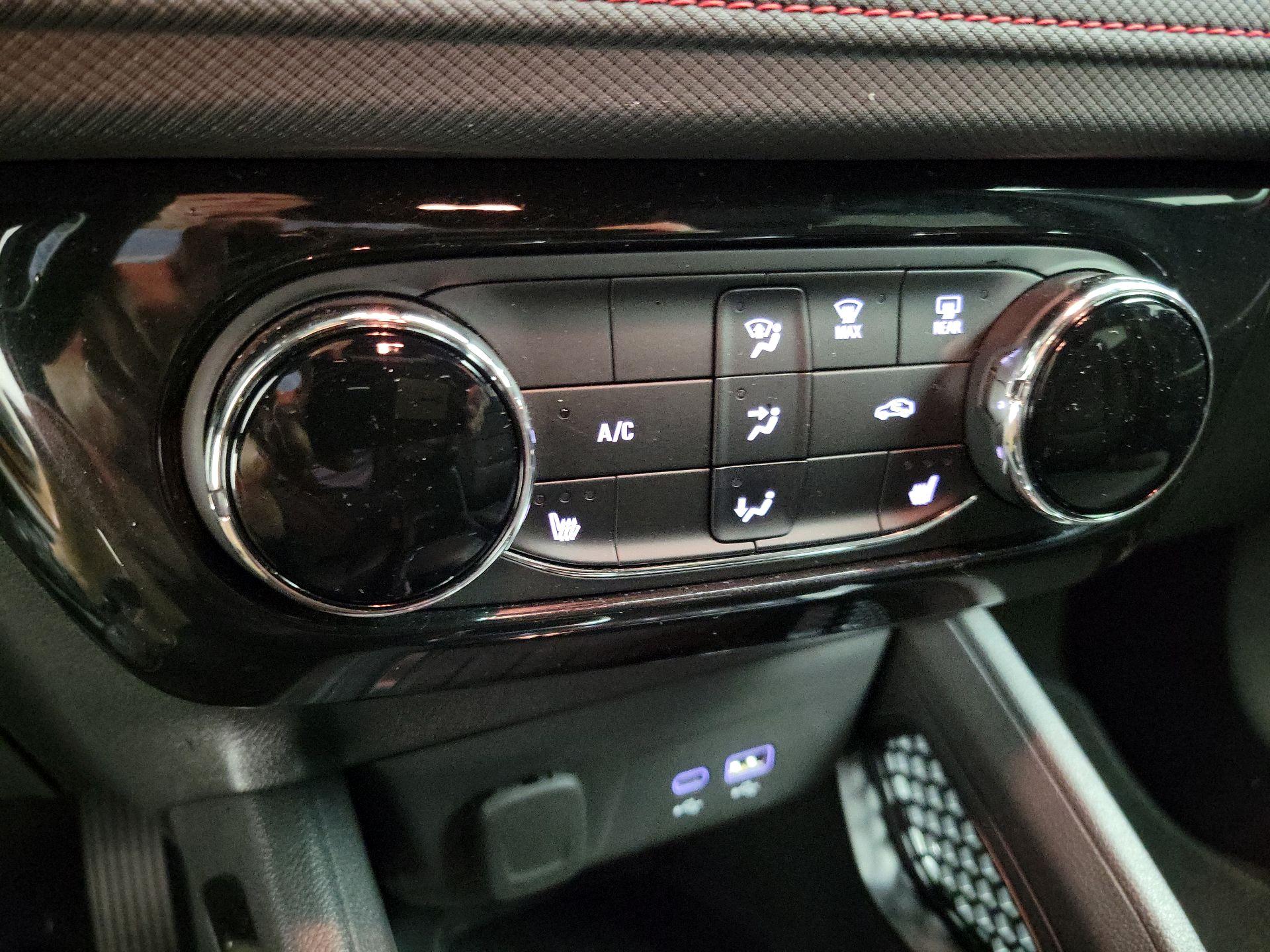 Thumbnail: 2024 Chevrolet TrailBlazer - 16