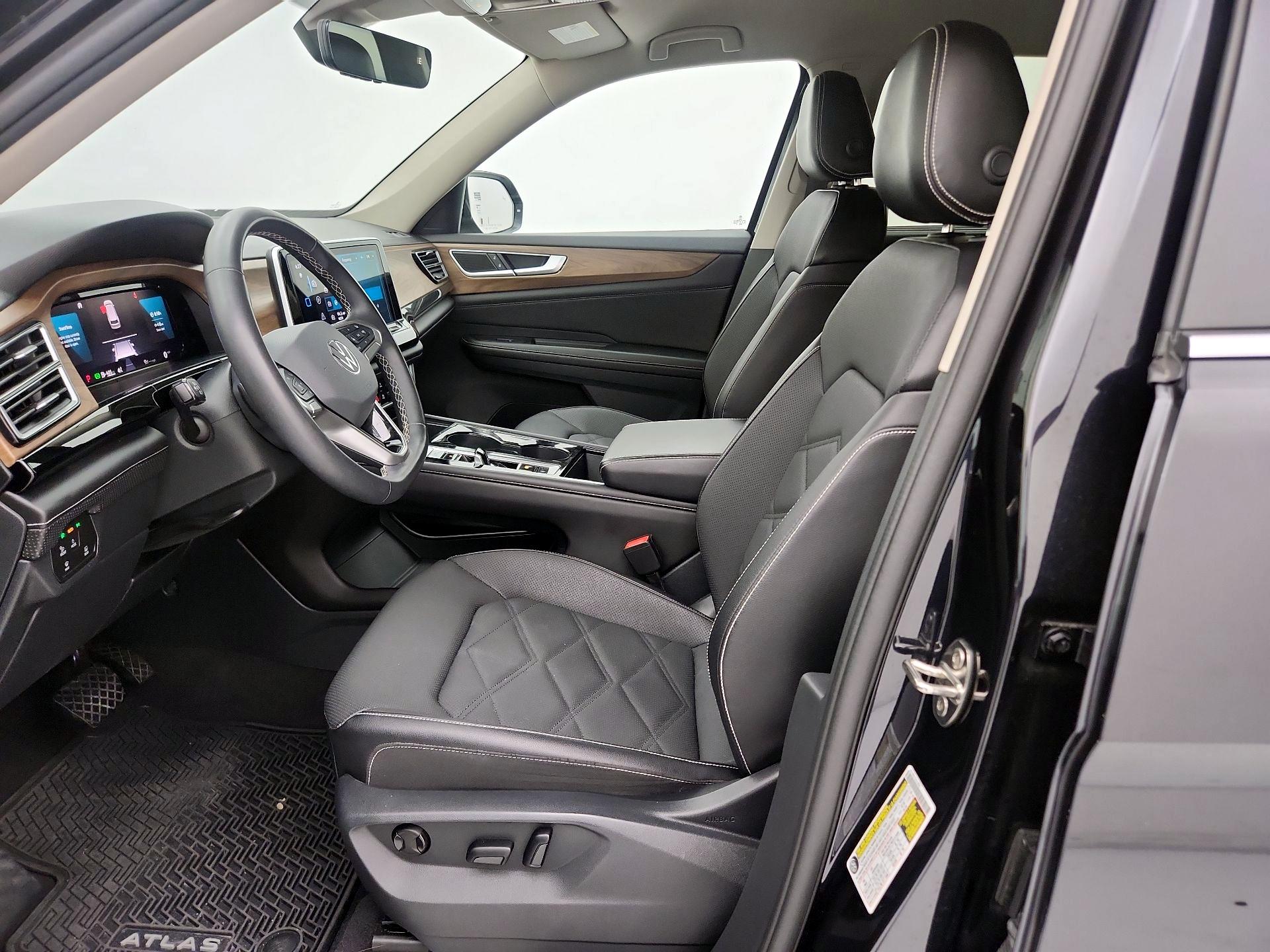 Thumbnail: 2024 Volkswagen Atlas - 11
