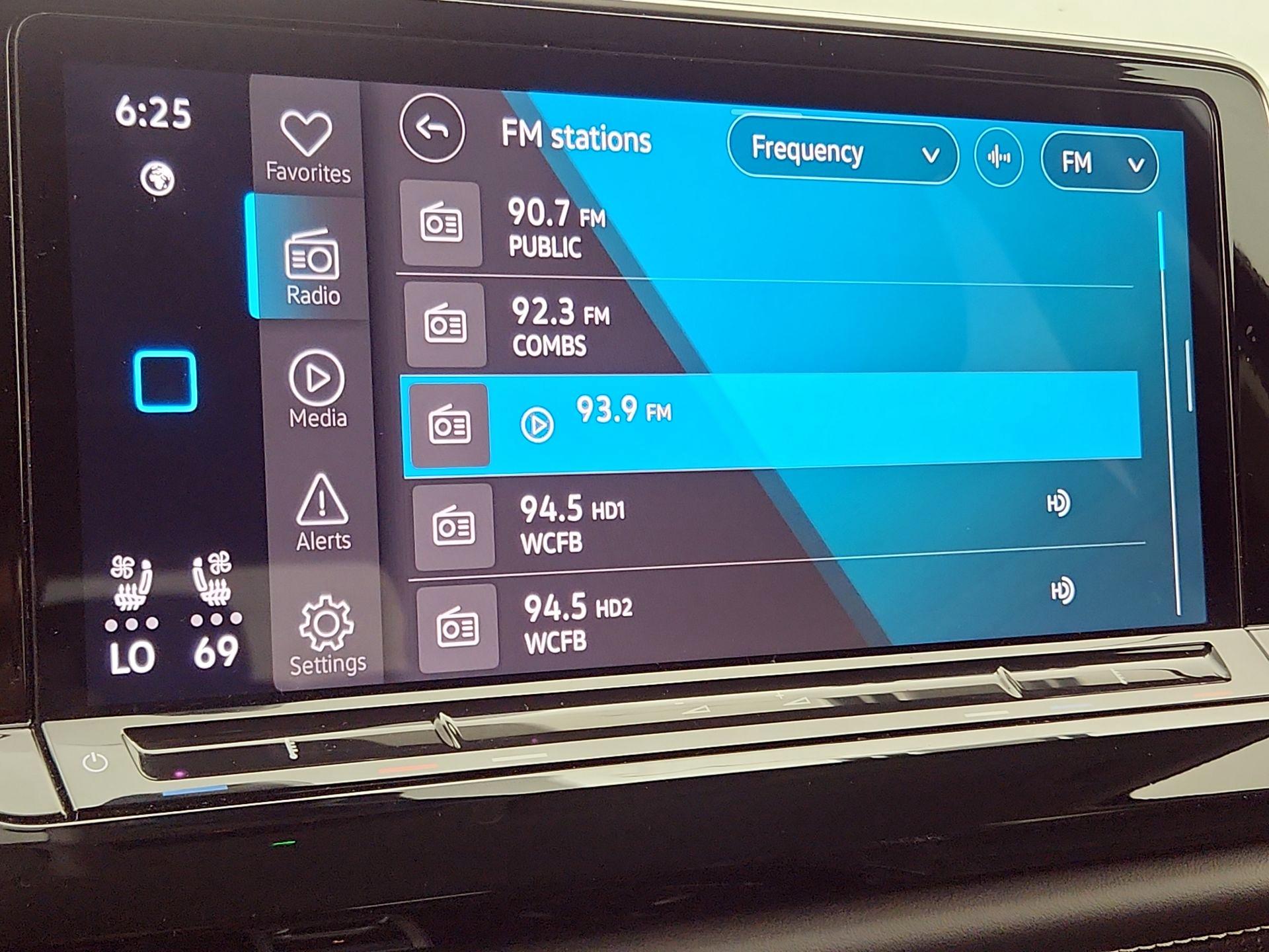 Thumbnail: 2024 Volkswagen Atlas - 15