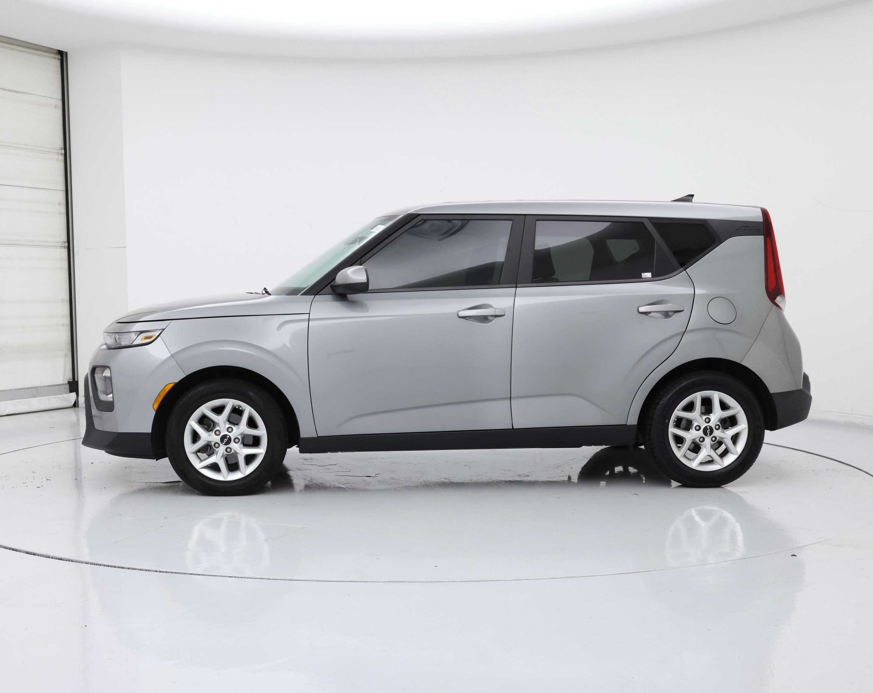 Thumbnail: 2022 Kia Soul - 3
