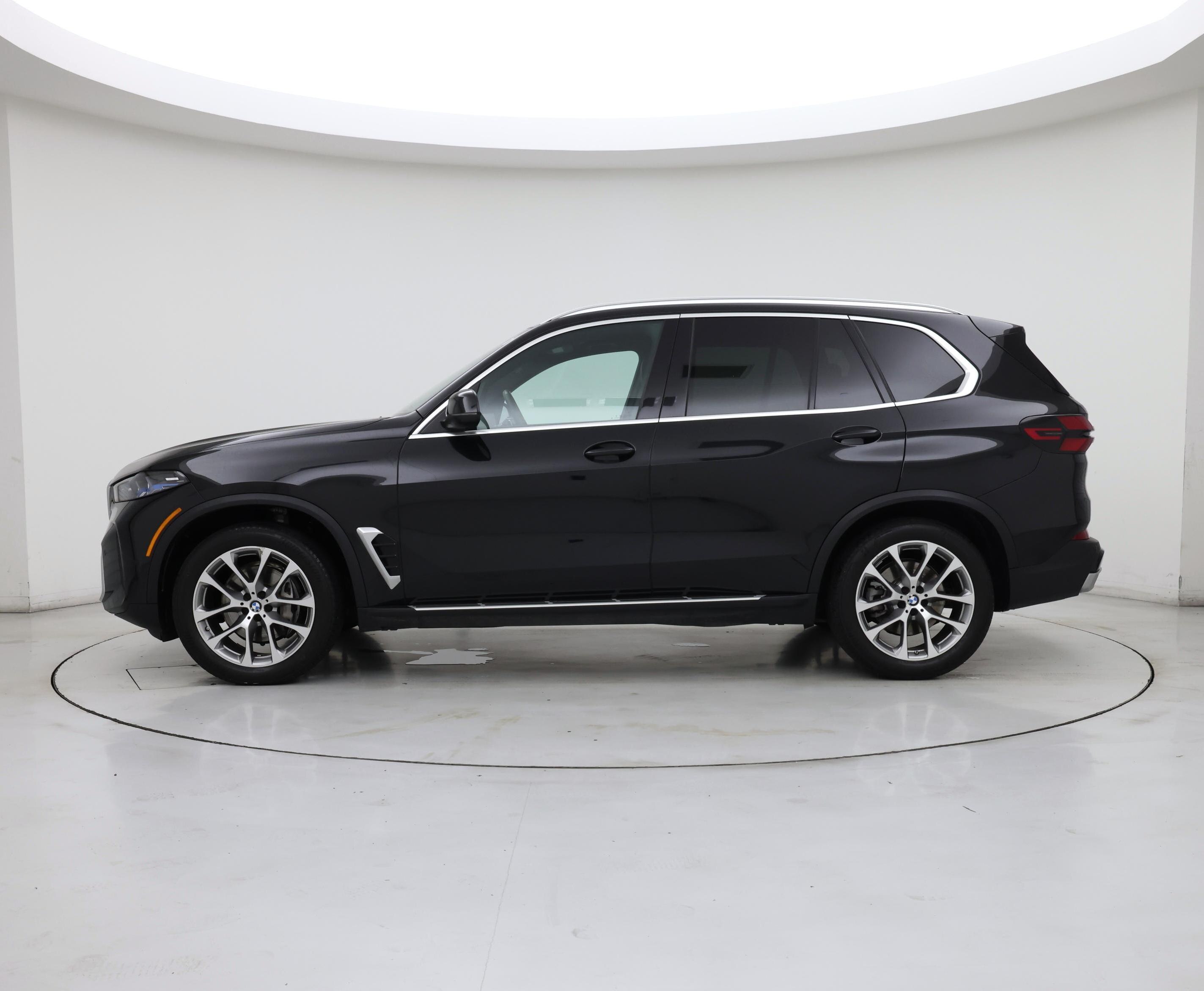 Thumbnail: 2025 BMW X5 - 3
