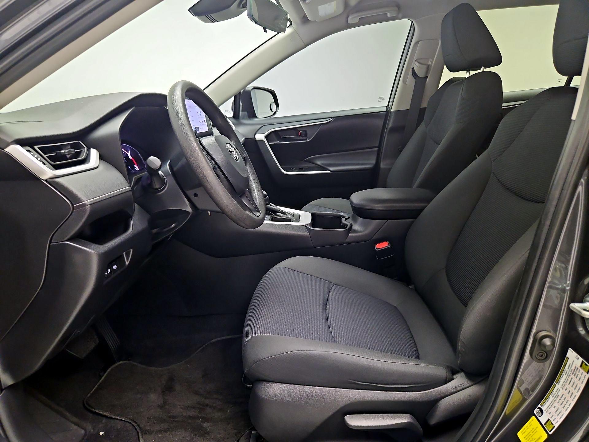 Thumbnail: 2023 Toyota RAV4 - 11