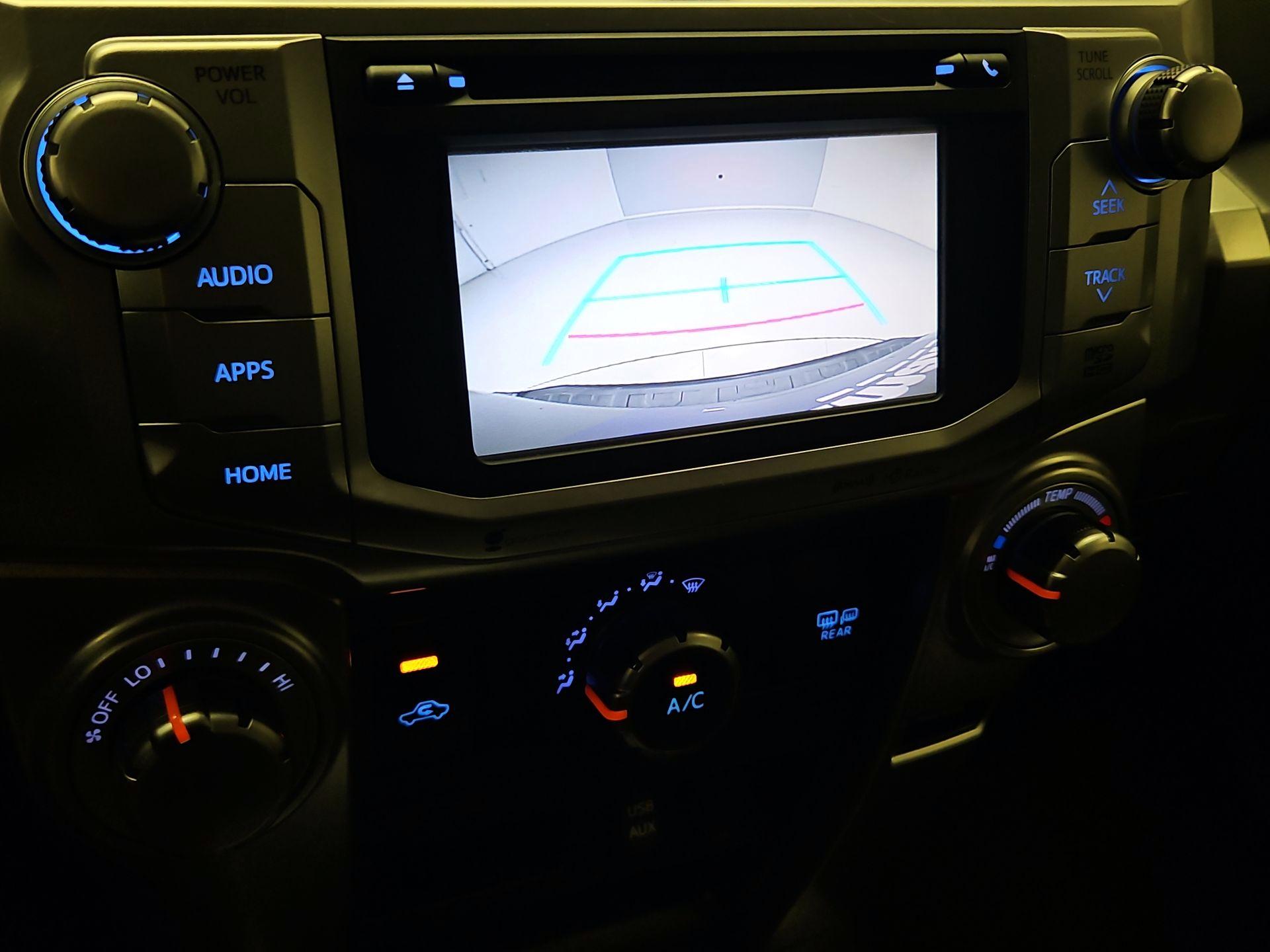 Thumbnail: 2019 Toyota 4Runner - 15