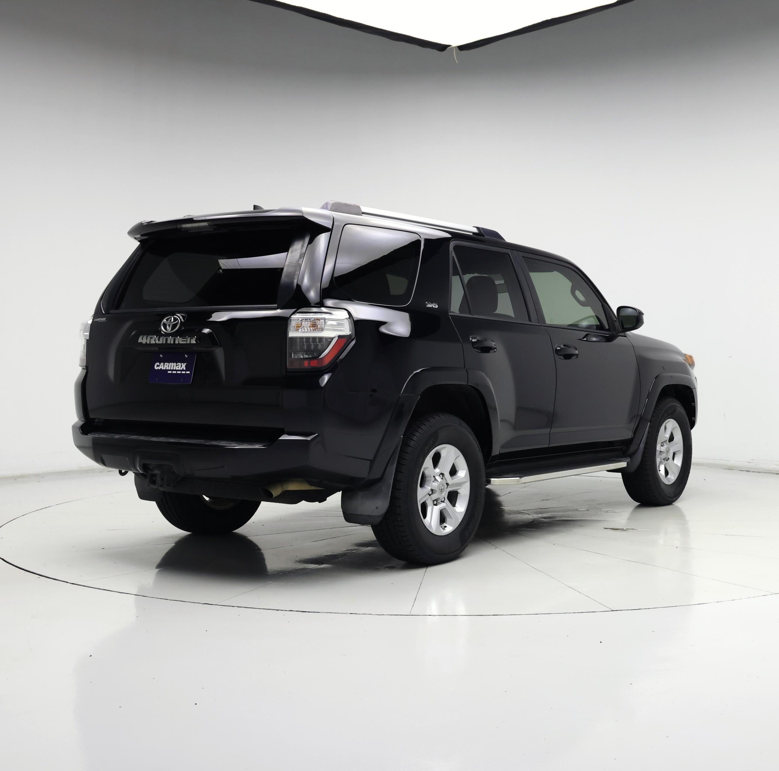 Thumbnail: 2019 Toyota 4Runner - 8