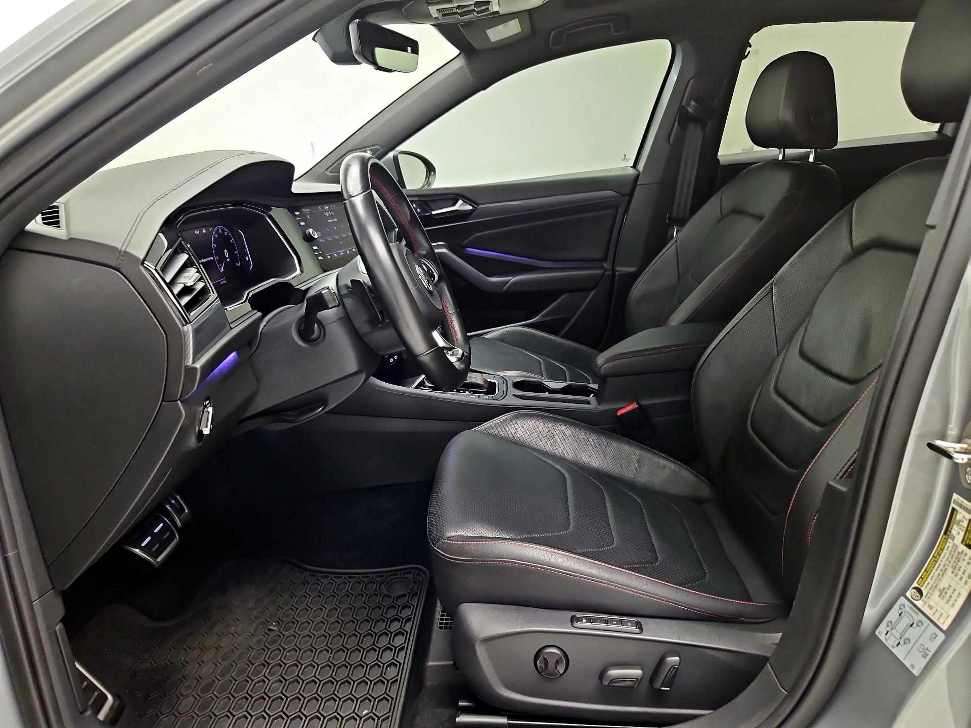 Thumbnail: 2021 Volkswagen Jetta - 11