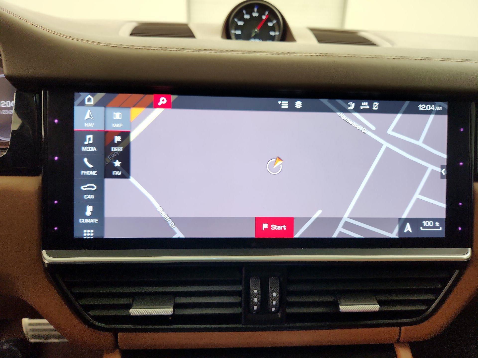 Thumbnail: 2019 Porsche Cayenne - 14