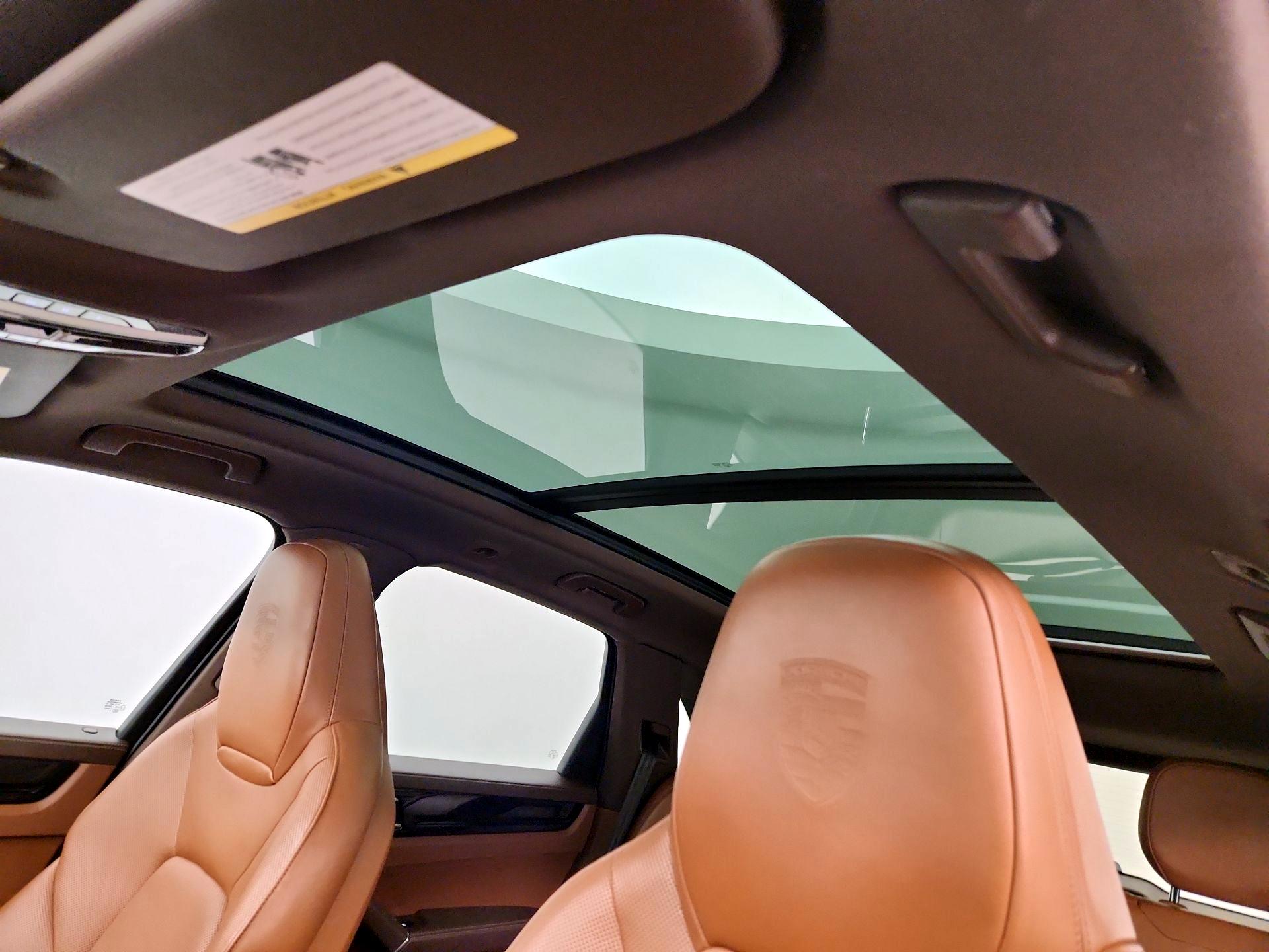 Thumbnail: 2019 Porsche Cayenne - 20