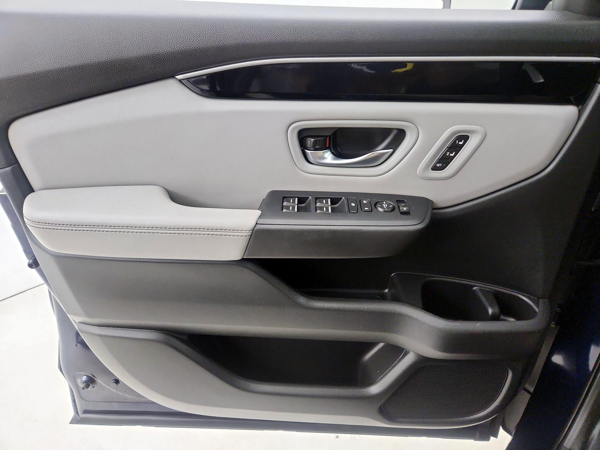 Thumbnail: 2023 Honda Pilot - 12