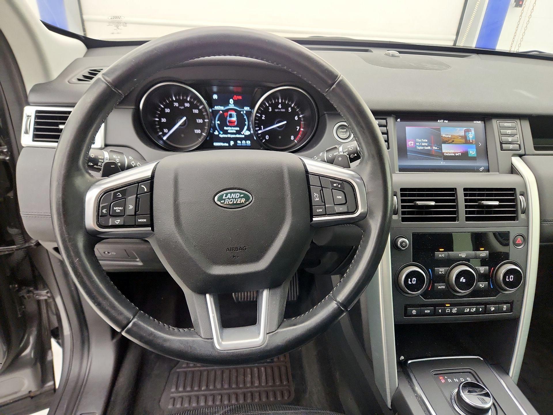 Thumbnail: 2019 Land Rover Discovery Sport - 9